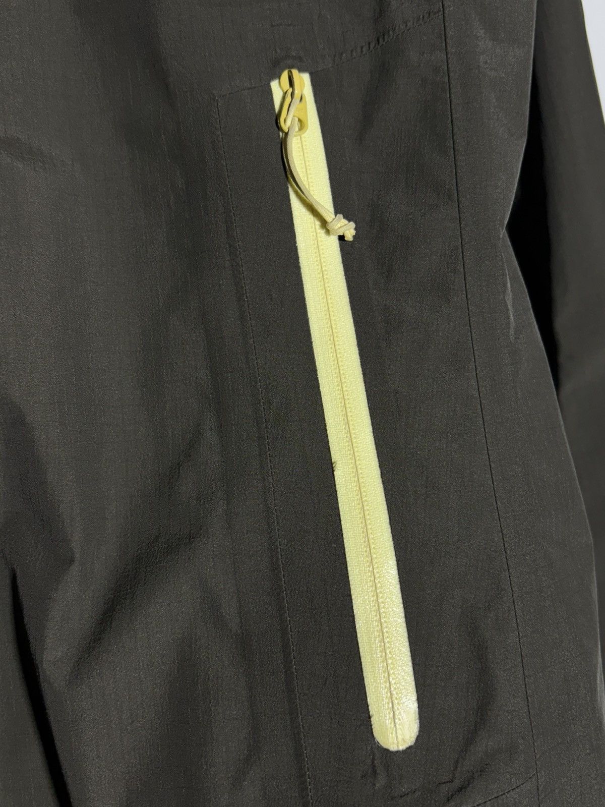 Arc'teryx Arc’Teryx Gore-Tex Paclite Shell Jacket Dark Green Size S / US 4 / IT 40 - 8 Thumbnail