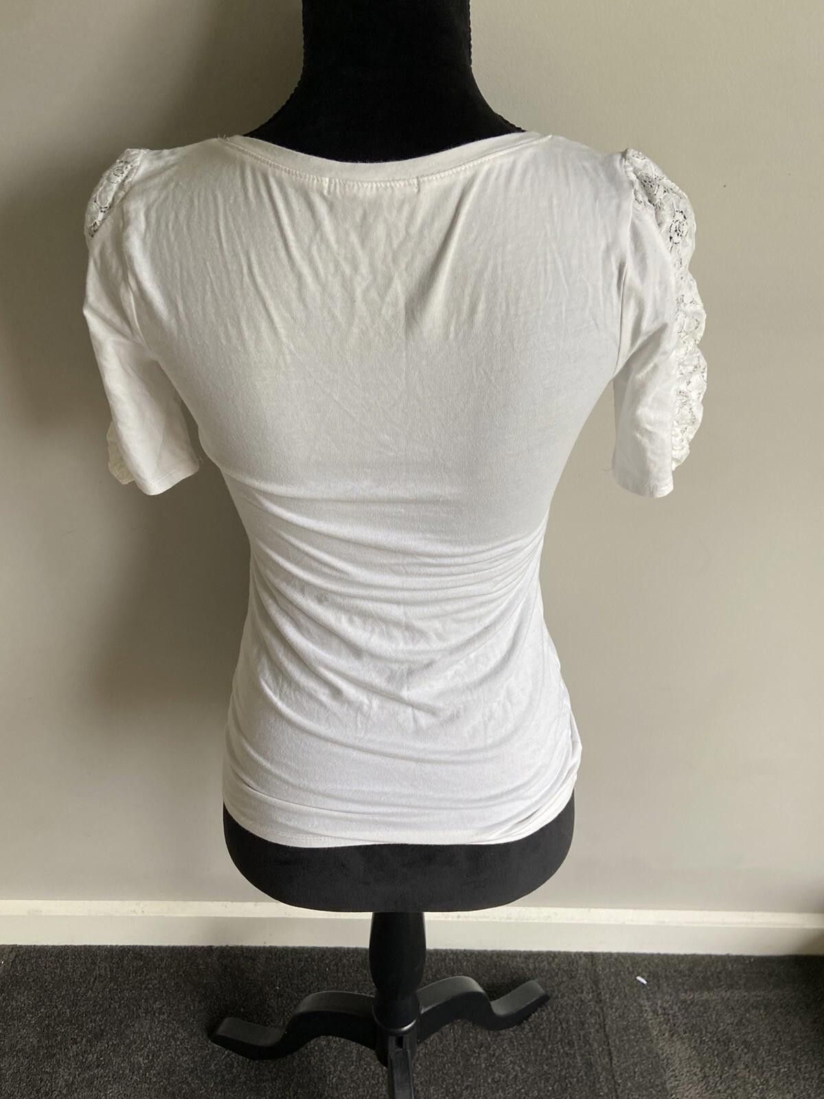 Massimo Dutti Dotti Top Half Sleeve White w Lace T-Shirt - Size X S(001) Size XS / US 0-2 / IT 36-38 - 9 Thumbnail