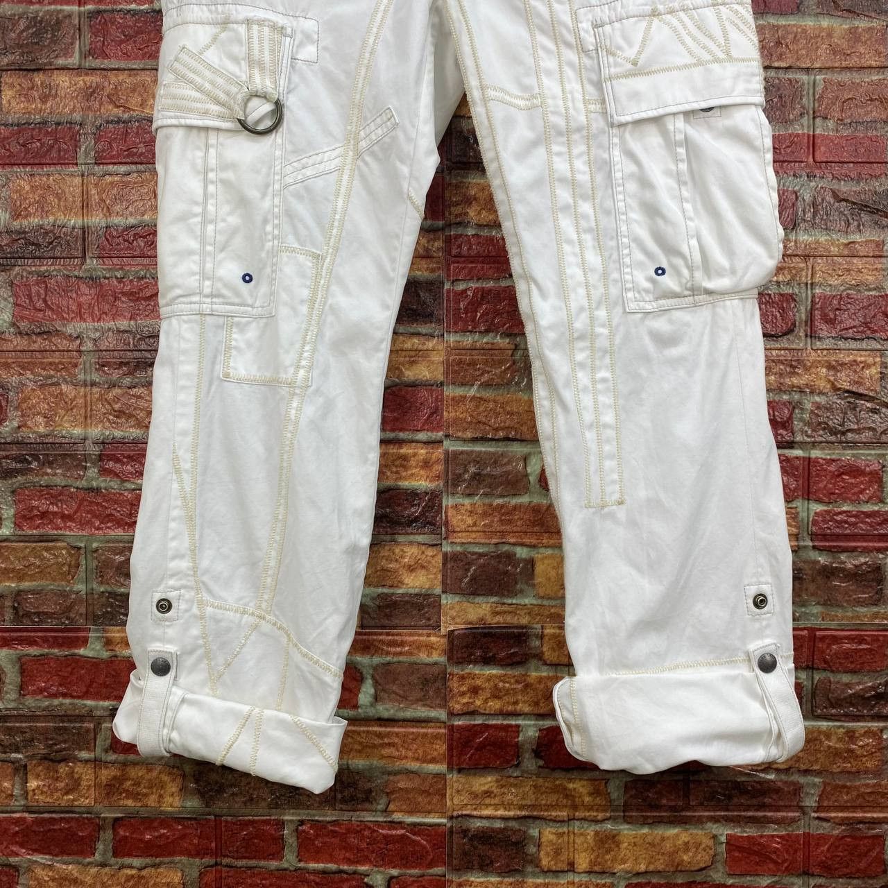 Polo Ralph Lauren Polo Ralph Lauren Off-White Utility Technical Cargo Pants Size US 30 / EU 46 - 13 Thumbnail