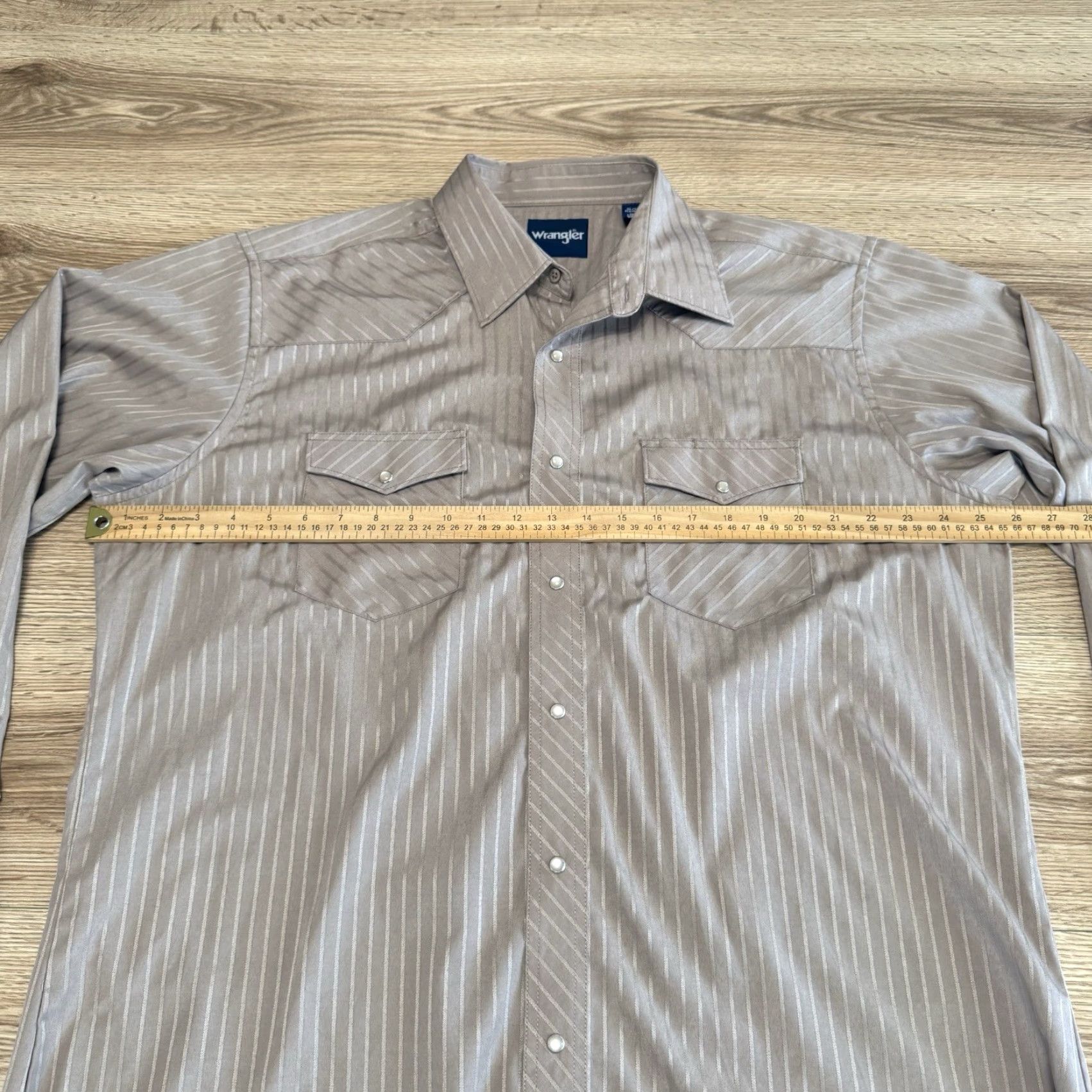 Wrangler VINTAGE Wrangler Men's Western Shirt XL Long Sleeve Striped Tan Pearl Snap Buttons Size US XL / EU 56 / 4 - 5 Thumbnail