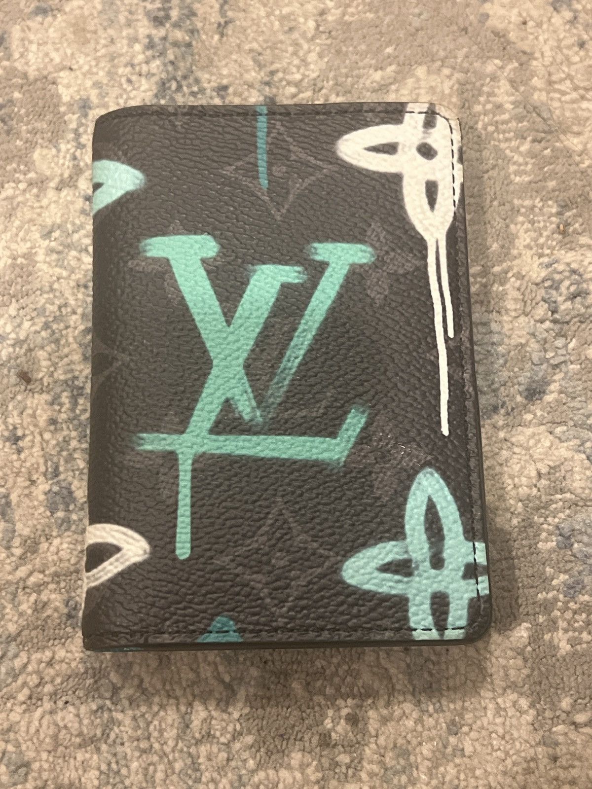 Louis Vuitton Louis Vuitton wallet/Pocket Organizer Graffiti Size ONE SIZE - 2 Thumbnail
