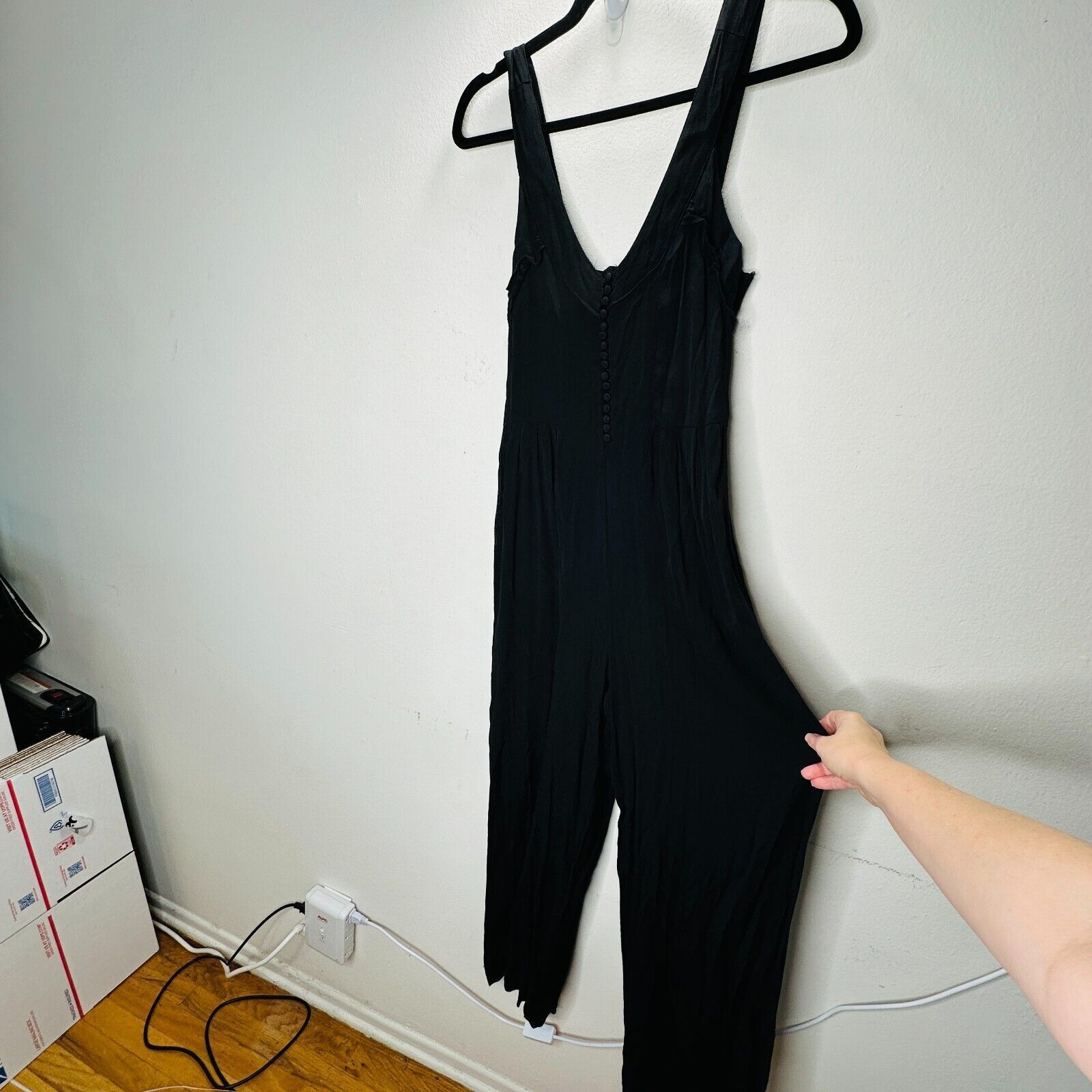 Other Taylor & Sage Black V Neck Button Front Wide Leg Jumpsuit S Size 26" / US 2 / IT 38 - 7 Thumbnail
