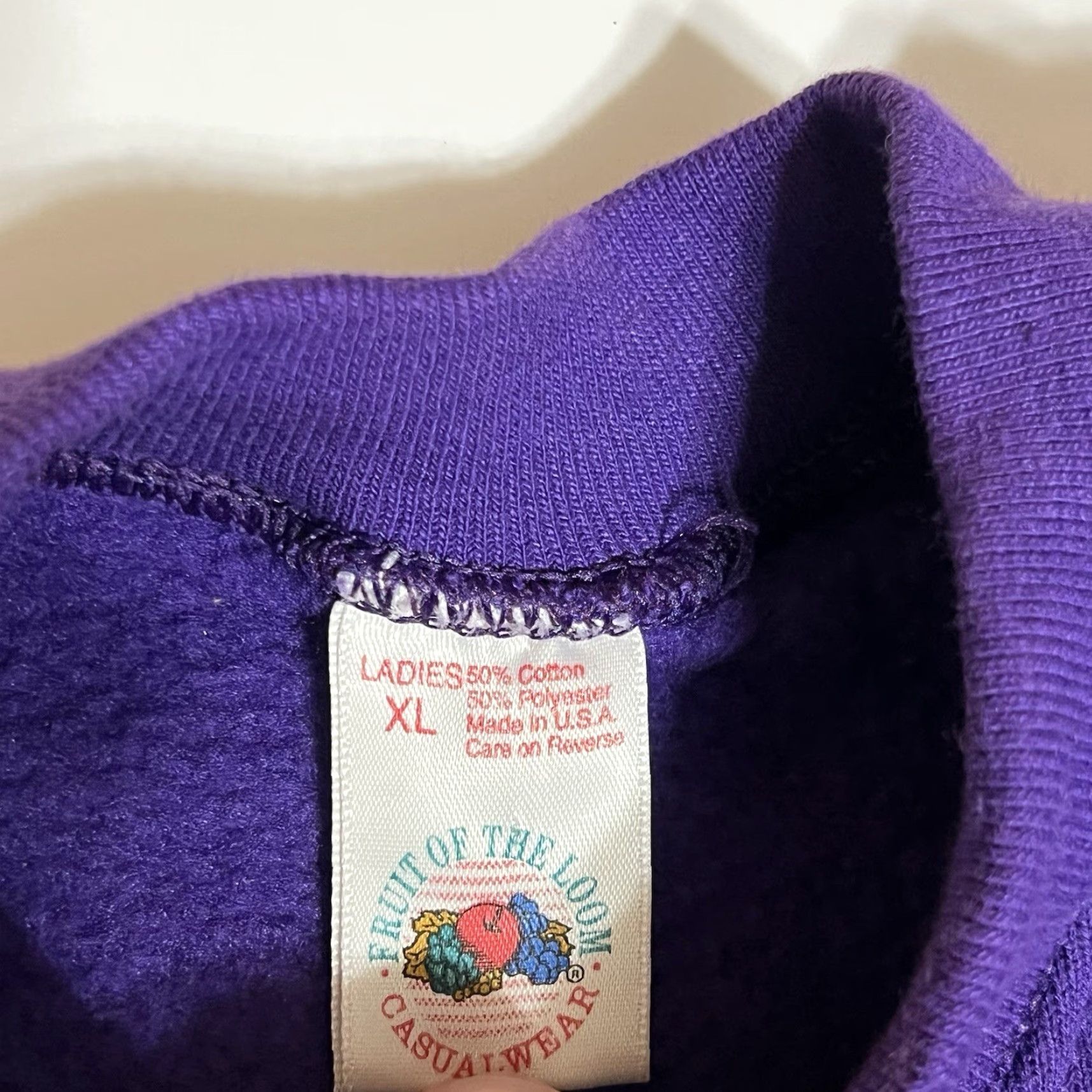 Fruit Of The Loom VINTAGE Fruit of the Loom Womens XL Purple Raglan Crewneck SweatshirtPullover Shirt Womens XL Purple Raglan 90s Hipster USA Vintage Grunge Sweatshirt Size XL / US 12-14 / IT 48-50 - 6 Thumbnail
