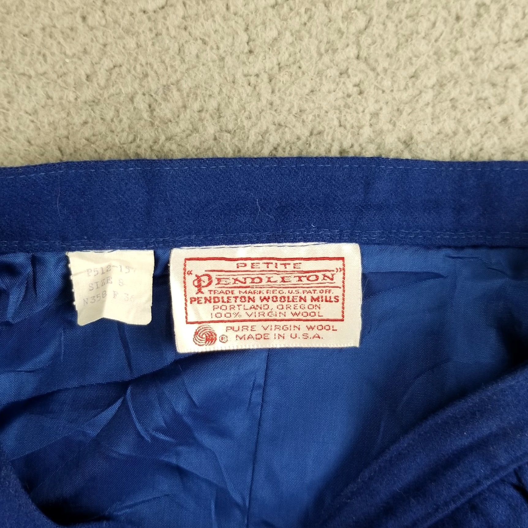 Pendleton VINTAGE Pendleton Skirt Women Wool Plaid 24X26 Knee Length A-Line Career Wear Purple Blue Size 42" / US 20 - 3 Thumbnail