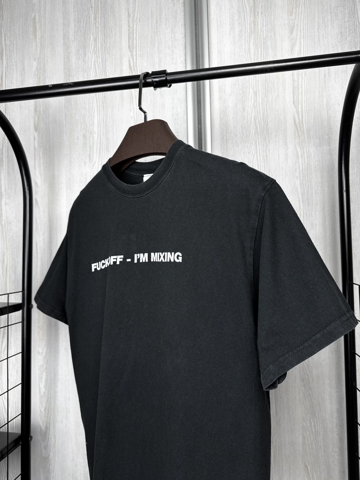 RUN DMC DMC World vintage y2k 00s Fuck OFF - I’m Mixing big logo tee Size US S / EU 44-46 / 1 - 4 Thumbnail