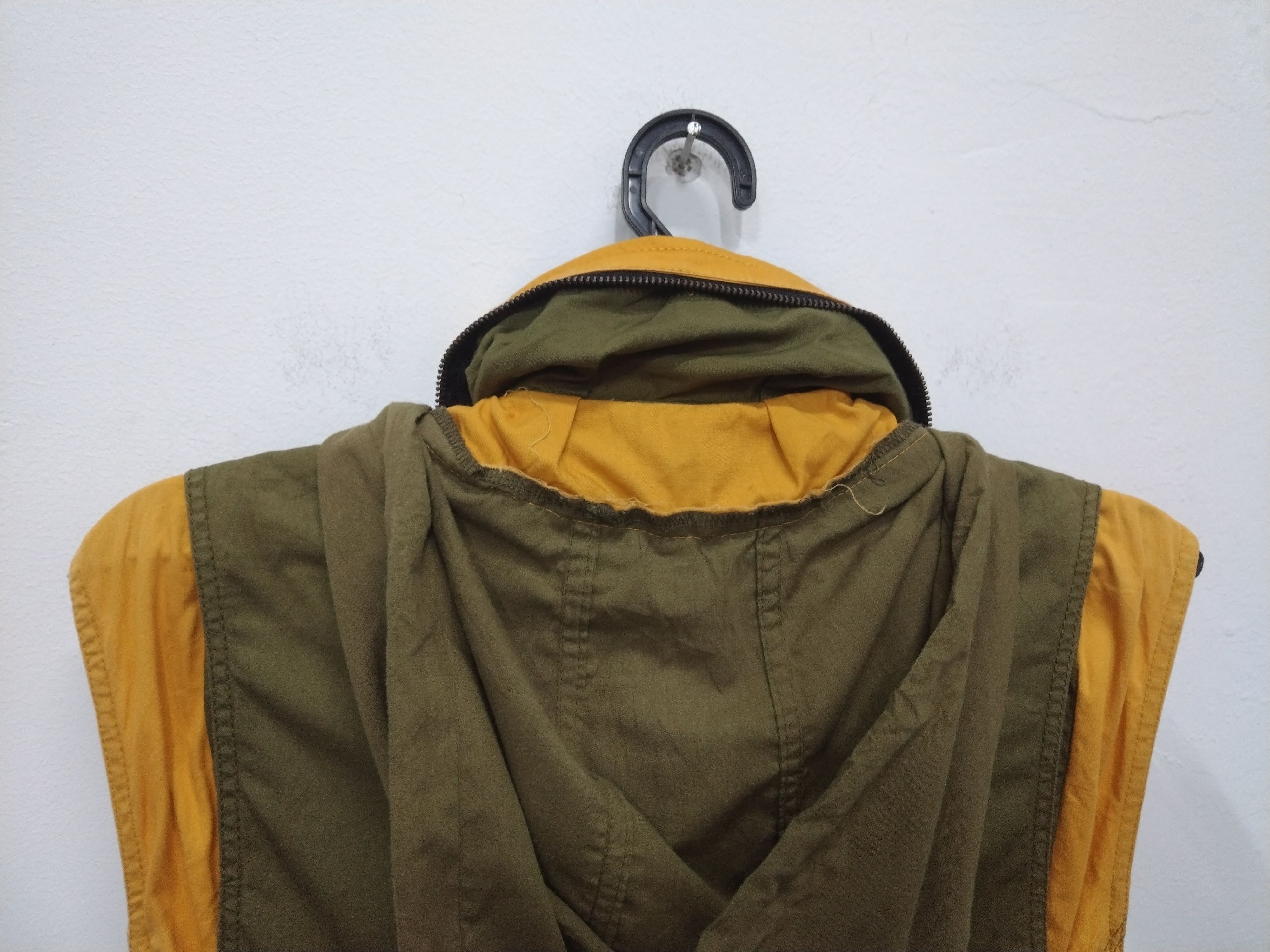 Vintage NICE DESIGN UTILITY EUROPEAN RAW CASUAL VEST HOODIE Size US M / EU 48-50 / 2 - 13 Thumbnail