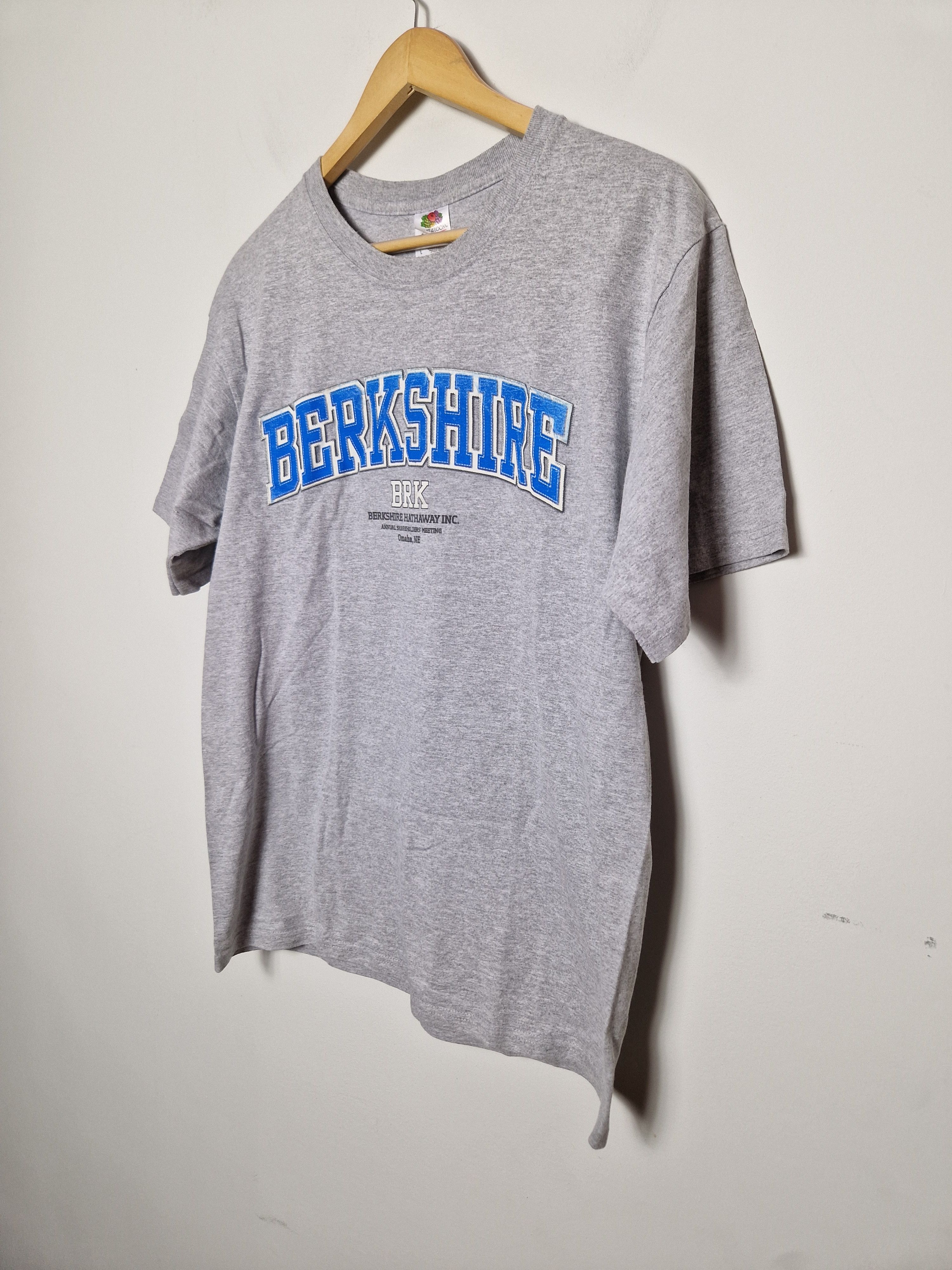 Vintage vintage Berkshire BRK university tee 90s y2k Size US L / EU 52-54 / 3 - 2 Thumbnail