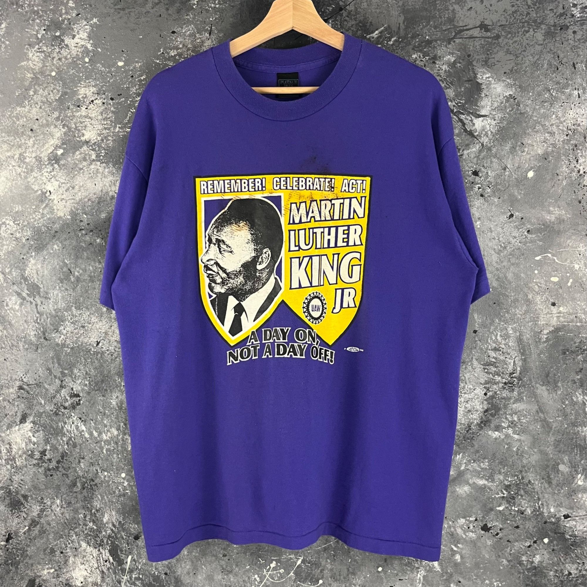 Vintage Vintage 90’s Martin Luther king shirt Size US XL / EU 56 / 4 - 1 Thumbnail