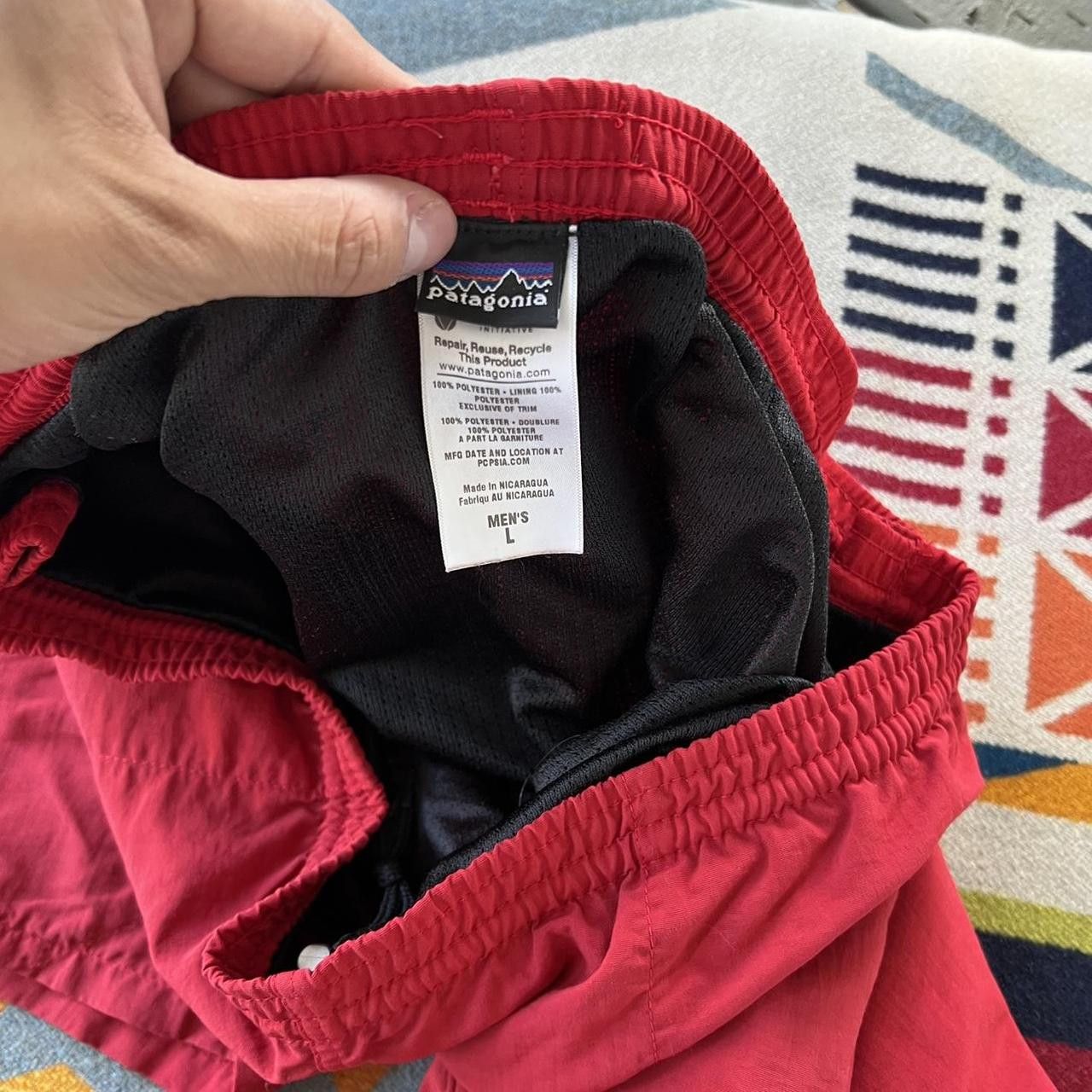 Patagonia Vintage Patagonia Baggies Shorts Red Men's Medium RARE Size US 32 / EU 48 - 3 Thumbnail