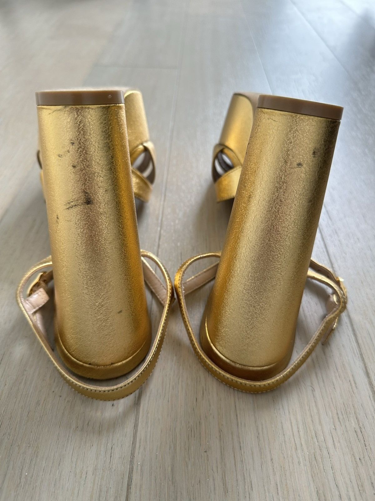Stuart Weitzman Gold Platform Sandal Size US 9.5 / IT 39.5 - 7 Thumbnail