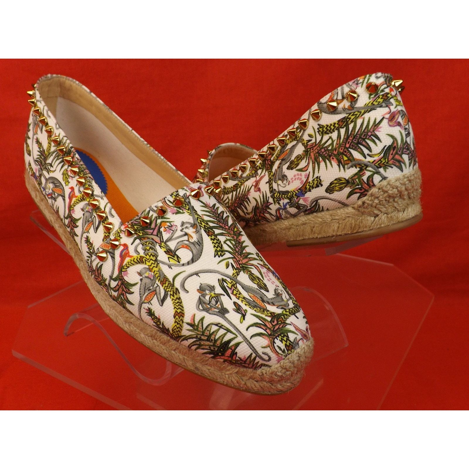 Christian Louboutin LOUBOUTIN IVORY ARES CANVAS GOLD STUDS ESPADRILLES FLATS 39 Size US 9 / IT 39 - 8 Thumbnail