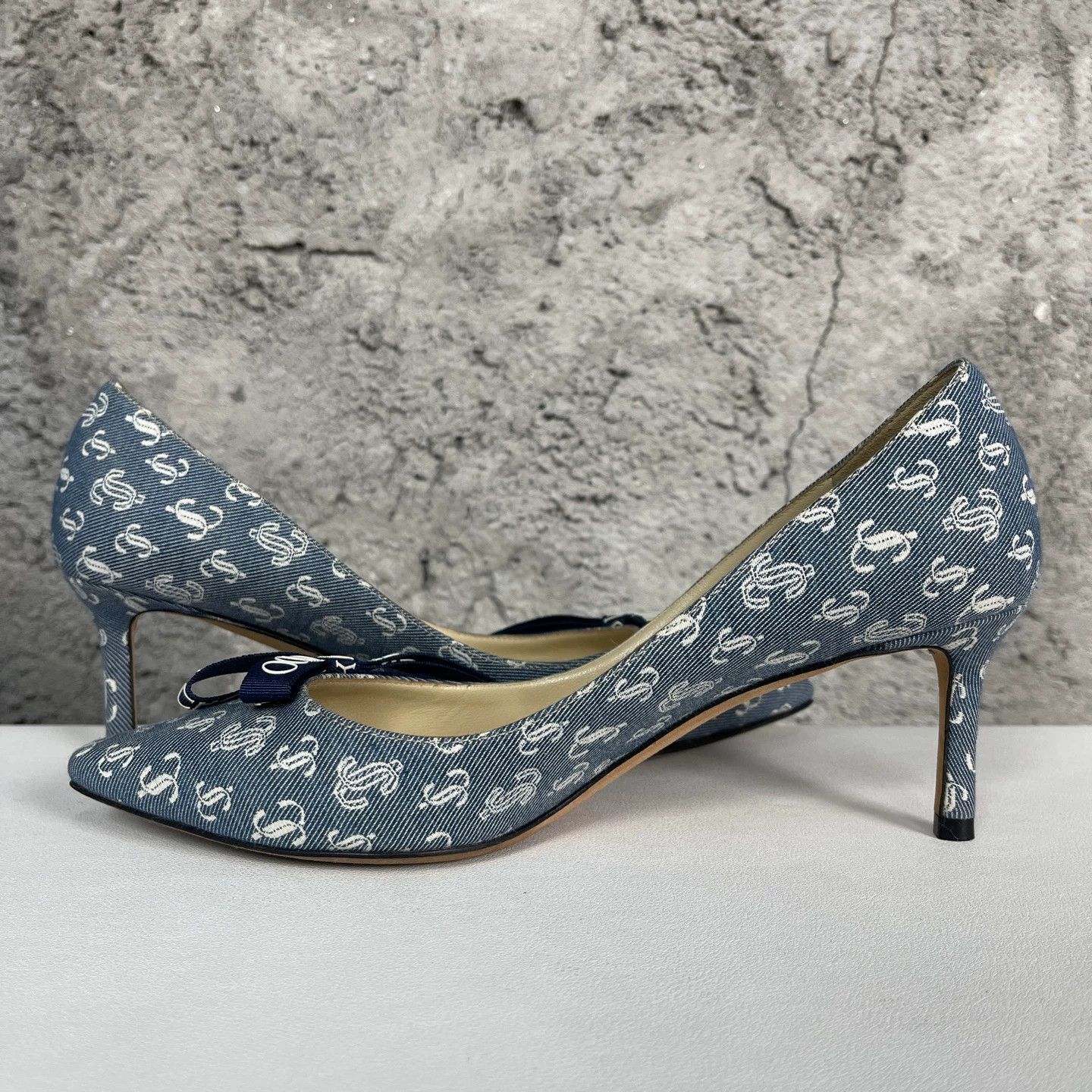 Jimmy Choo Jimmy Choo Denim Bow Heels 37 as is Size US 6.5 / IT 36.5 - 6 Thumbnail