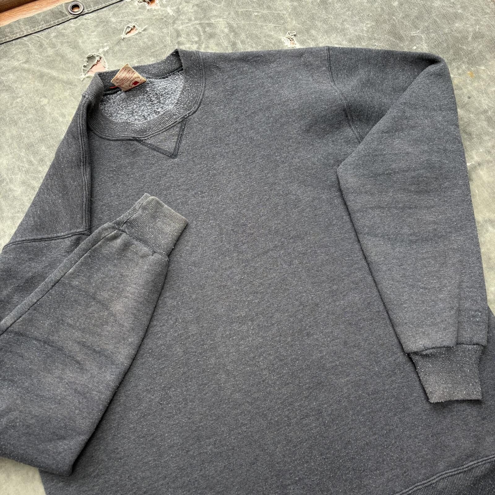Russell Athletic Vintage 70s Faded Blank Gray Russell Athletic Sweatshirt Size US L / EU 52-54 / 3 - 4 Thumbnail