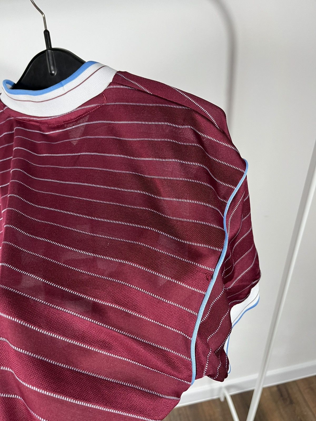 Other Score Draw West Ham United Retro AVCO Home Shirt Size S Size US S / EU 44-46 / 1 - 15 Thumbnail