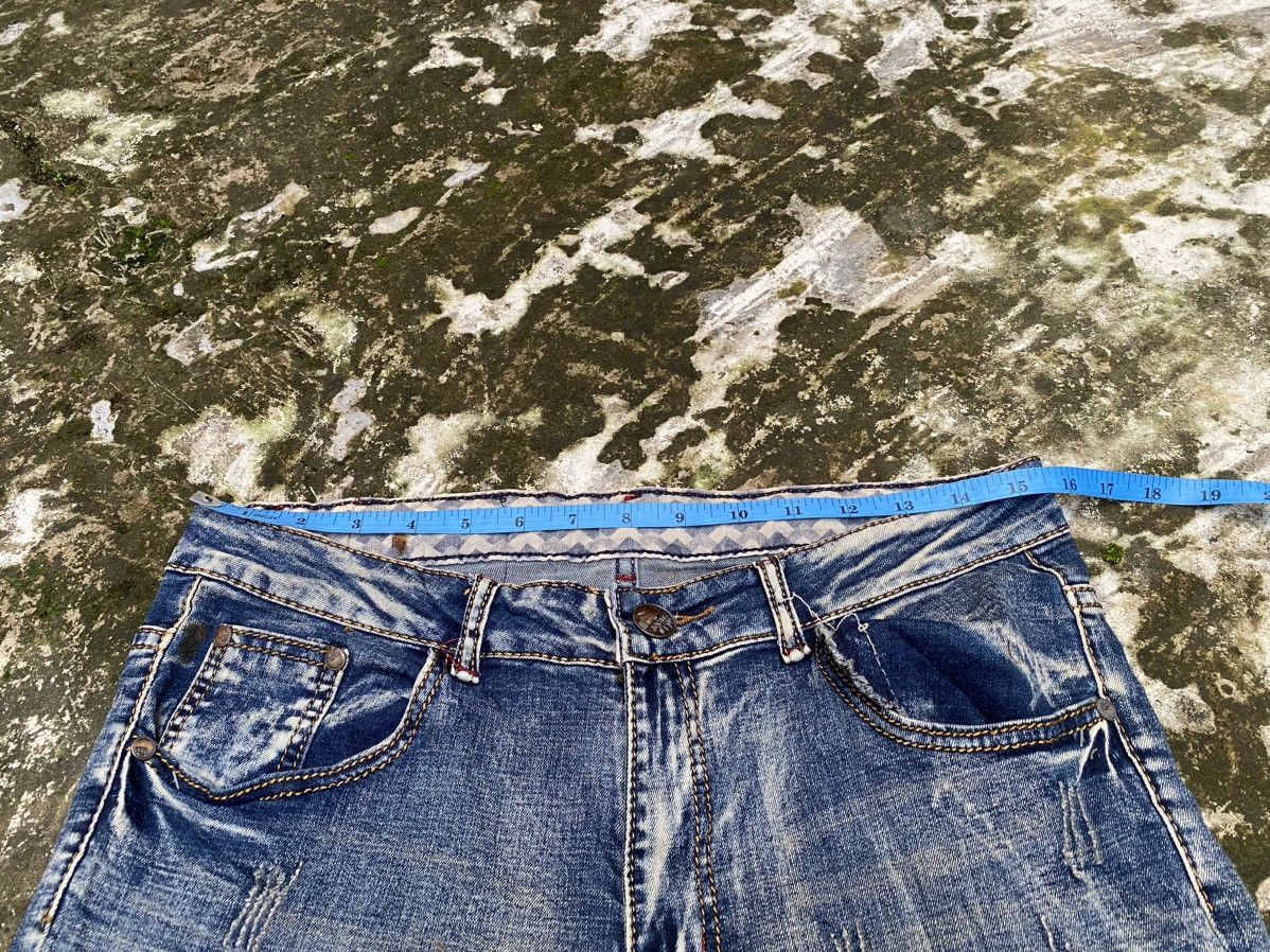 Japanese Brand Distressed fashion jeans Size US 32 / EU 48 - 7 Thumbnail