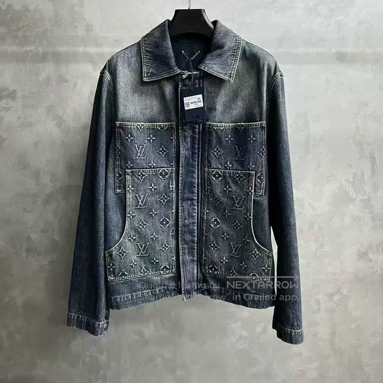 Louis Vuitton Louis Vuitton Dark Blue Logo Letter Embossed Casual Work L Size US M / EU 48-50 / 2 - 1 Thumbnail