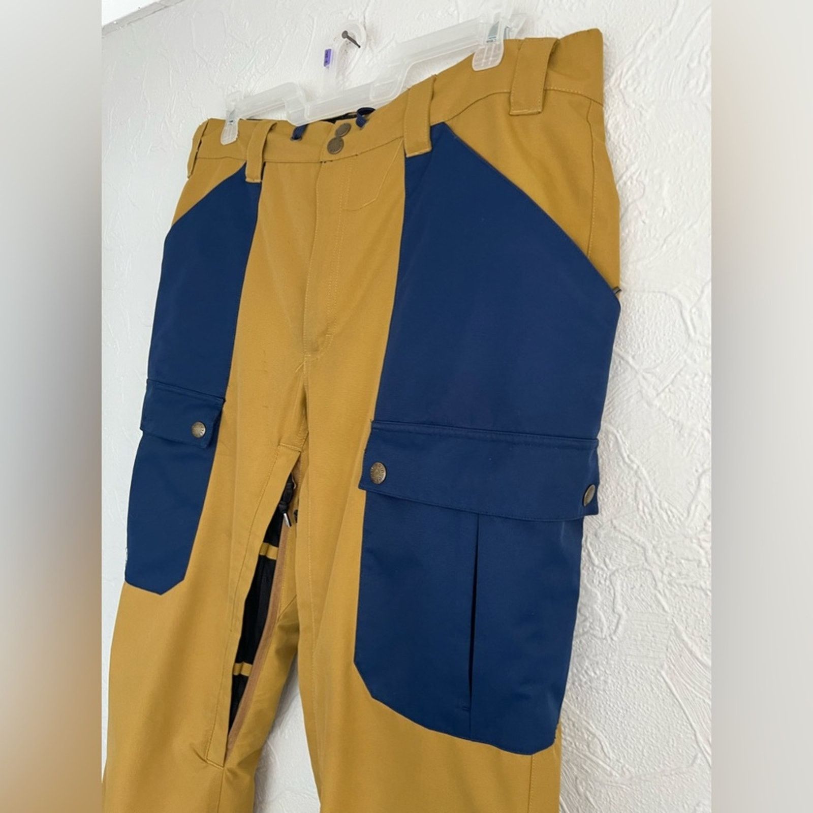 Airblaster AirBlaster Freedom Series Tan Navy Shell Ski Snowboard Pants Size US 38 / EU 54 - 5 Thumbnail