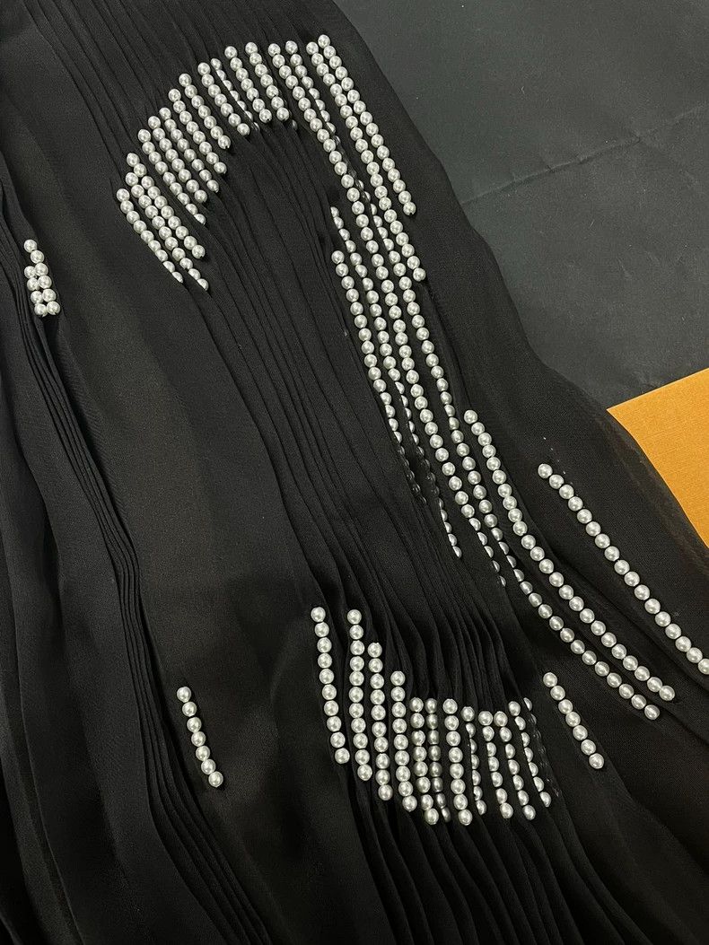 Chanel chanel Black silk double C pearl beaded skirt Size 24" / US 00 / IT 34 - 2 Thumbnail