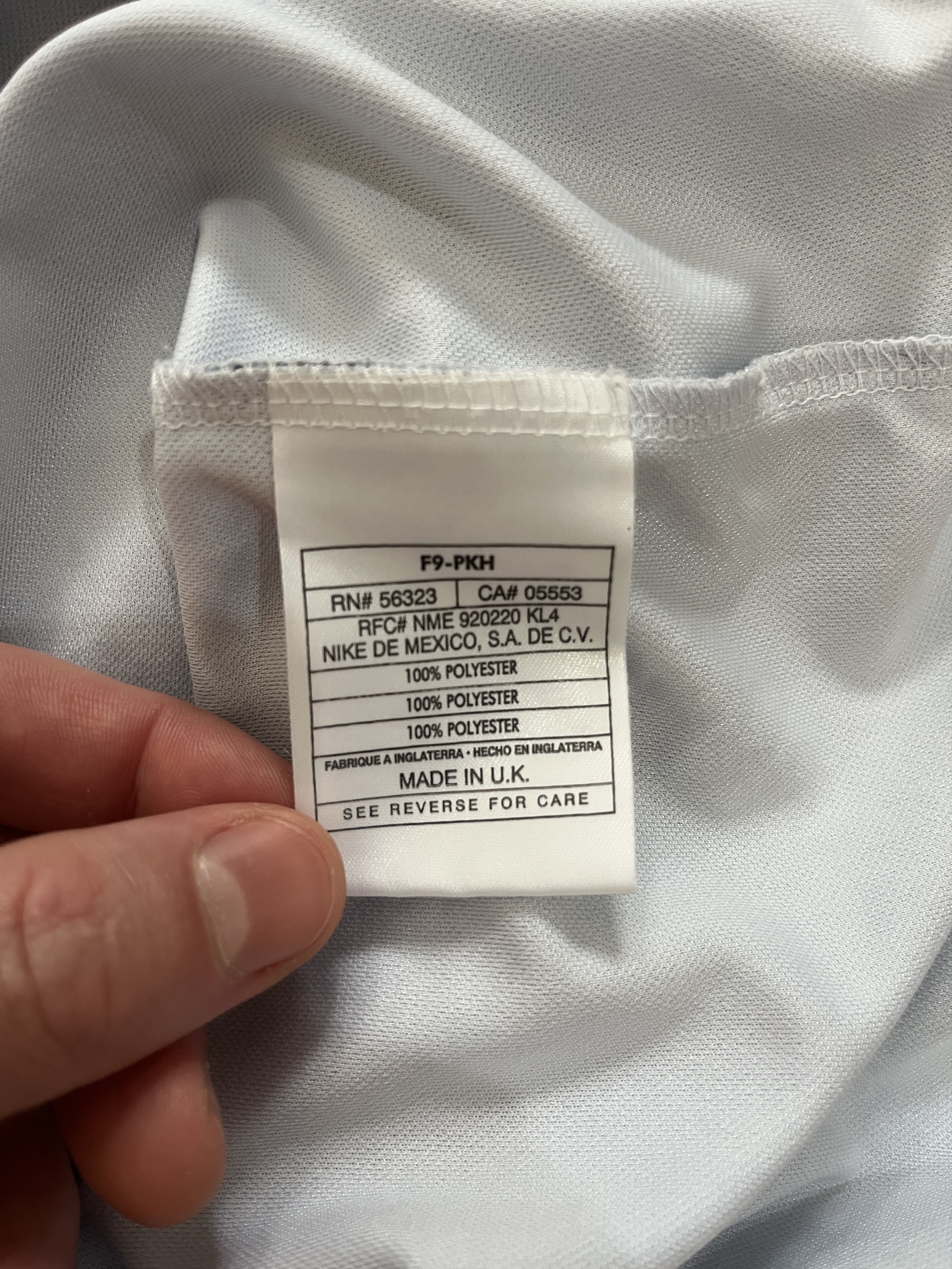 Nike Glasgow Rangers FC 1999-00 Away Kit Size US M / EU 48-50 / 2 - 4 Thumbnail