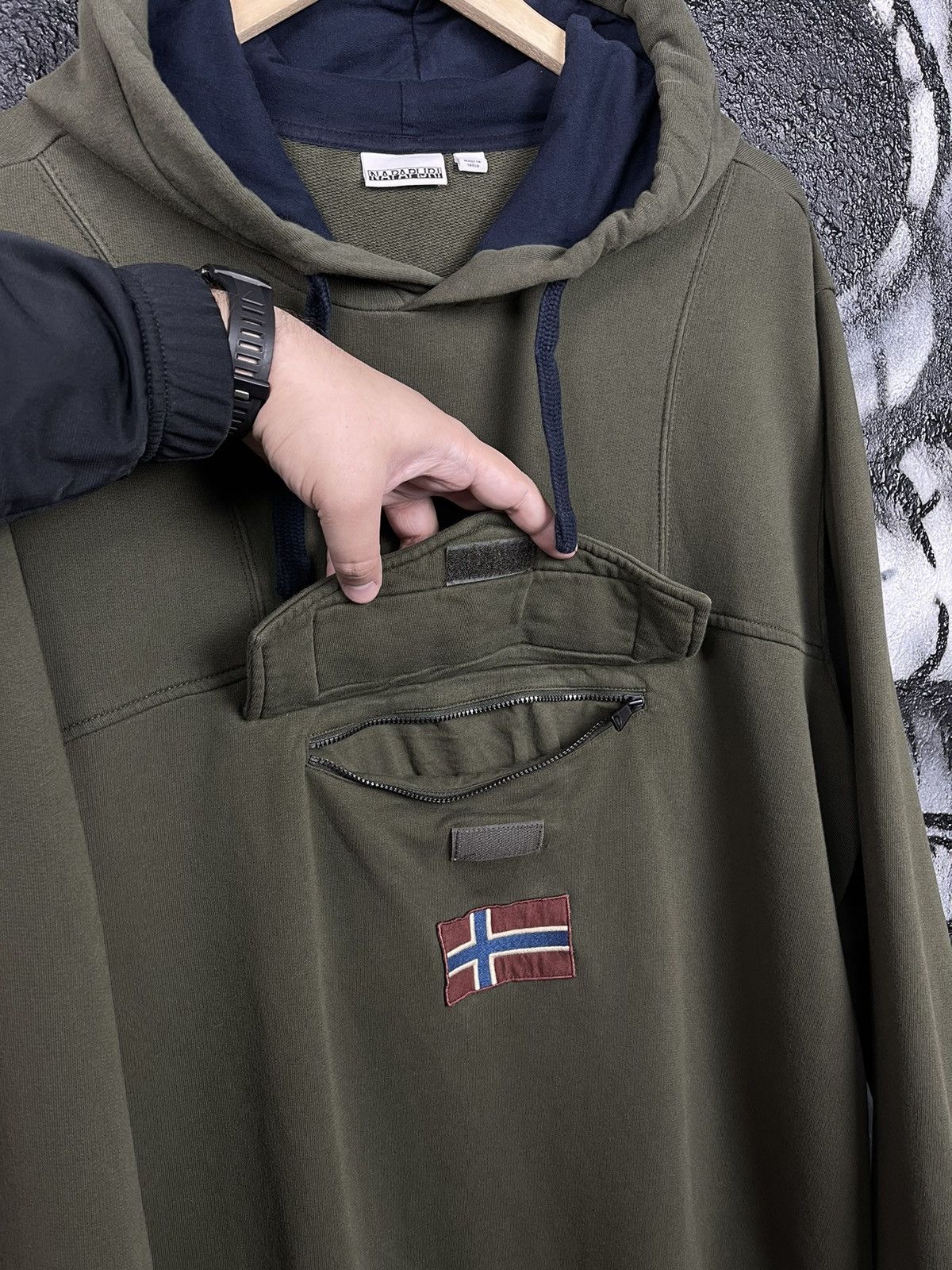 Napapijri × Vintage Napapijri Burgee Sum 3 Hoodie Men’s Size XXL Size US XXL / EU 58 / 5 - 6 Thumbnail