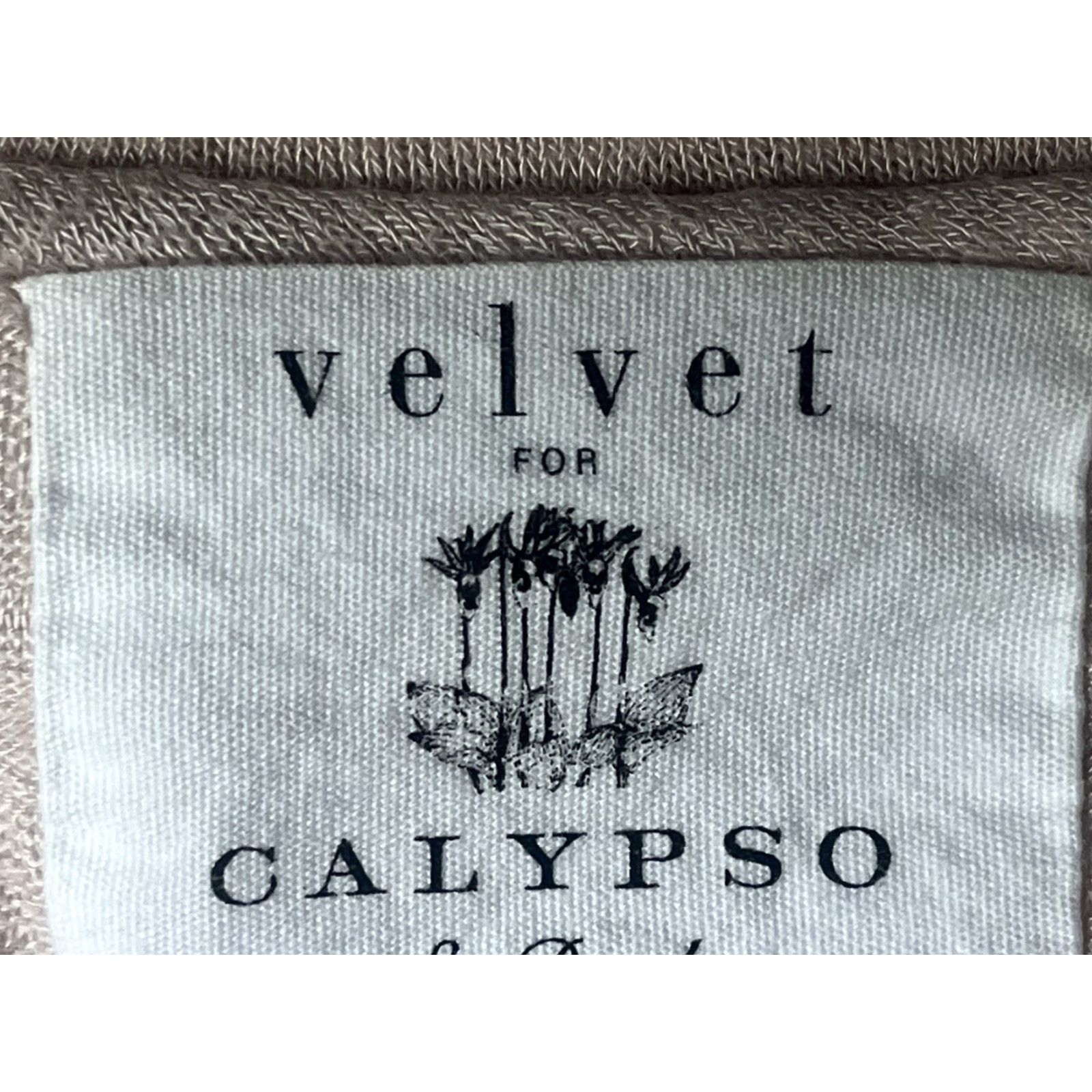 Velvet Velvet Blouse Women S Pink Sheer Knitted Yarn Velvet for calypso Small Women’s Pink Knitted Yarn Sheer size Small Size S / US 4 / IT 40 - 7 Thumbnail