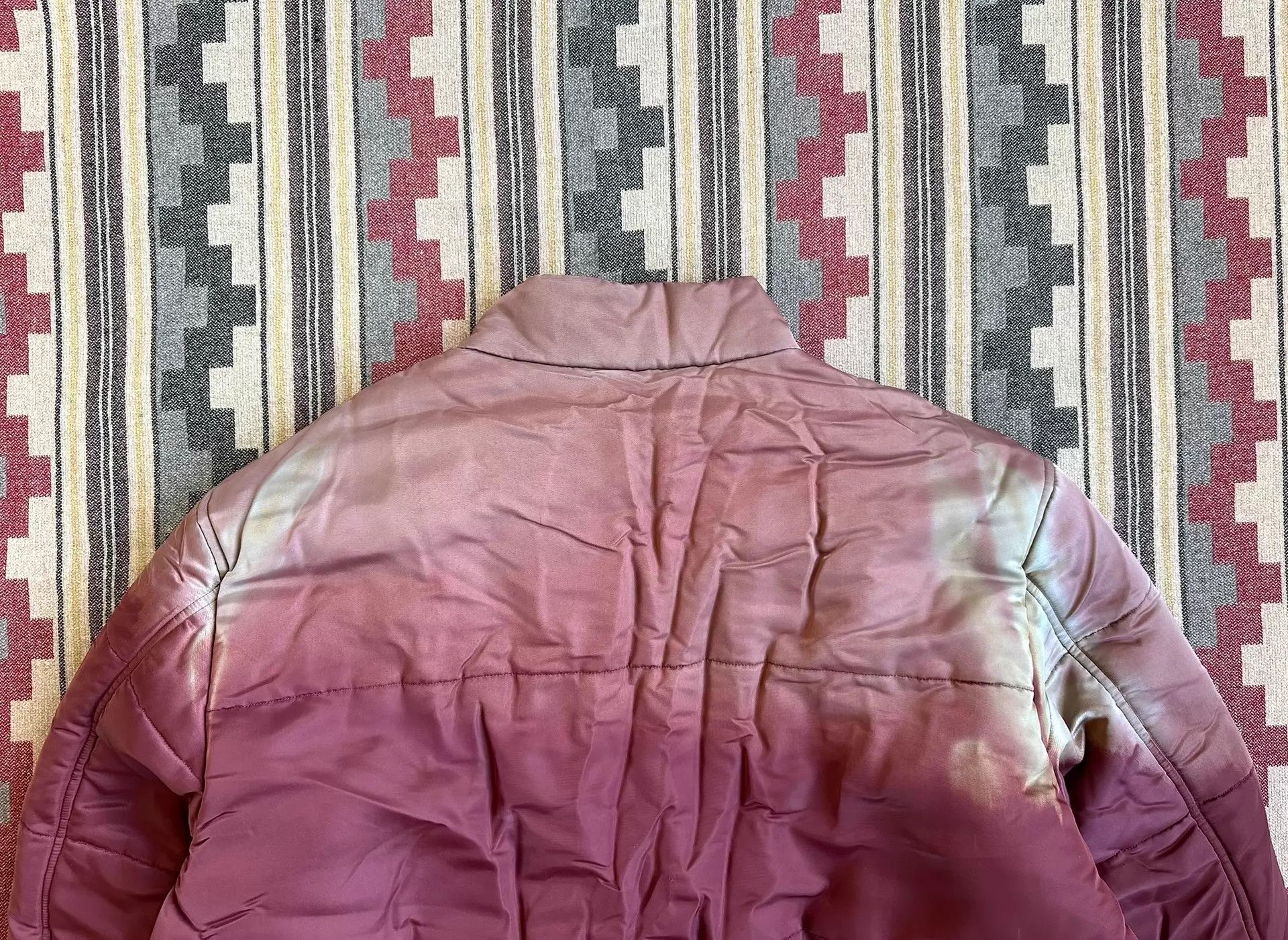 Noah NOMA t.d. Nat Plant Tie-Dye Puffer JKT FW Size US XL / EU 56 / 4 - 5 Thumbnail