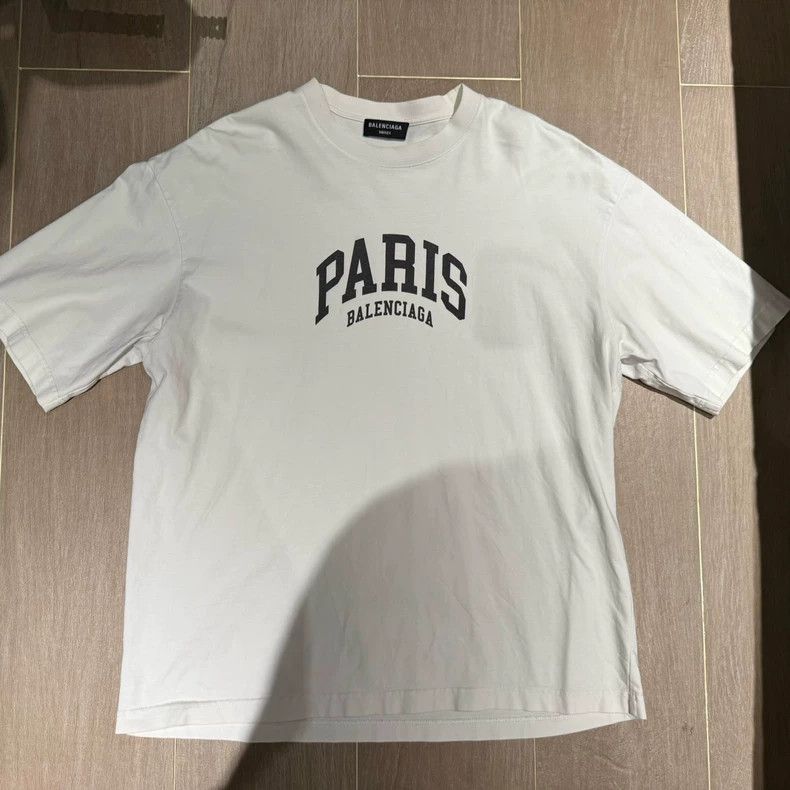 Balenciaga Balenciaga Paris Chest Logo Print Size US M / EU 48-50 / 2 - 1 Thumbnail