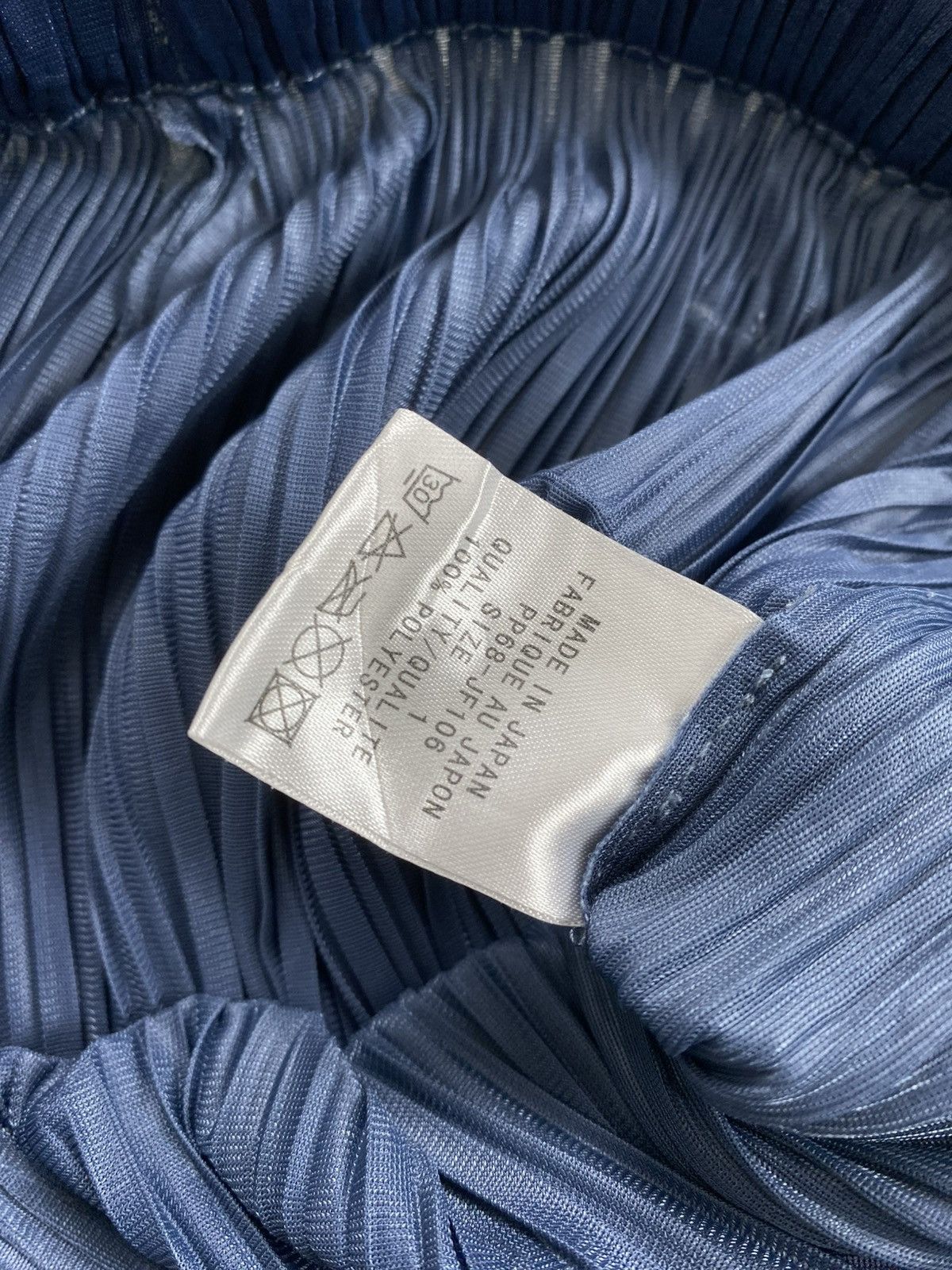 Pleats Please Issey Miyake Vintage Pleats Please Issey Miyake Wide Leg Pants Blue Size US 28 / EU 44 - 9 Thumbnail