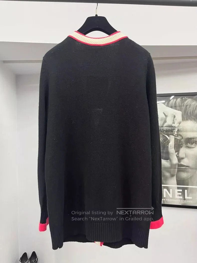 Chanel Chanel Black Cashmere Knit Cardigan. Size US M / EU 48-50 / 2 - 3 Thumbnail