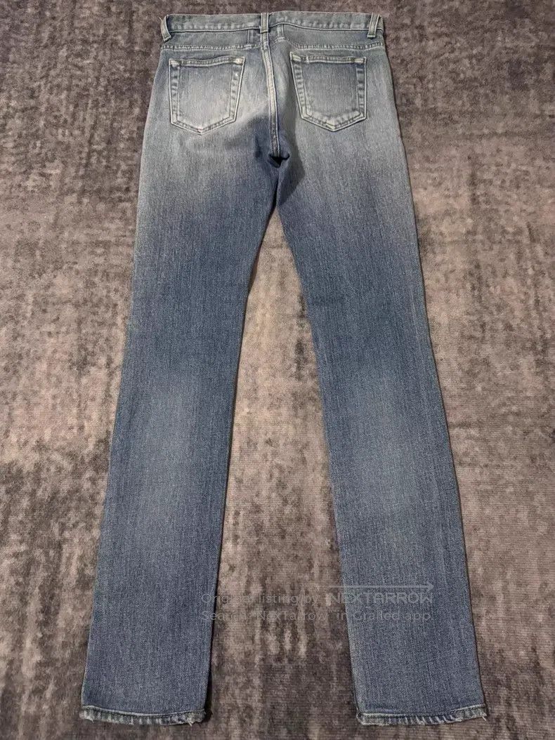 Saint Laurent Paris Saint Laurent Paris Light blue washed basic blue denim jea Size US 26 / EU 42 - 2 Thumbnail