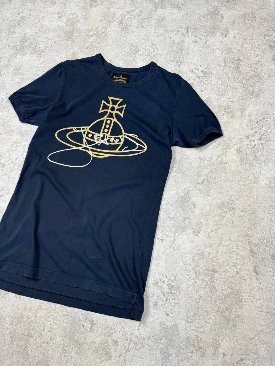 Vivienne Westwood Vivienne Westwood T-Shirt Big Logo Size M Size US M / EU 48-50 / 2 - 3 Thumbnail