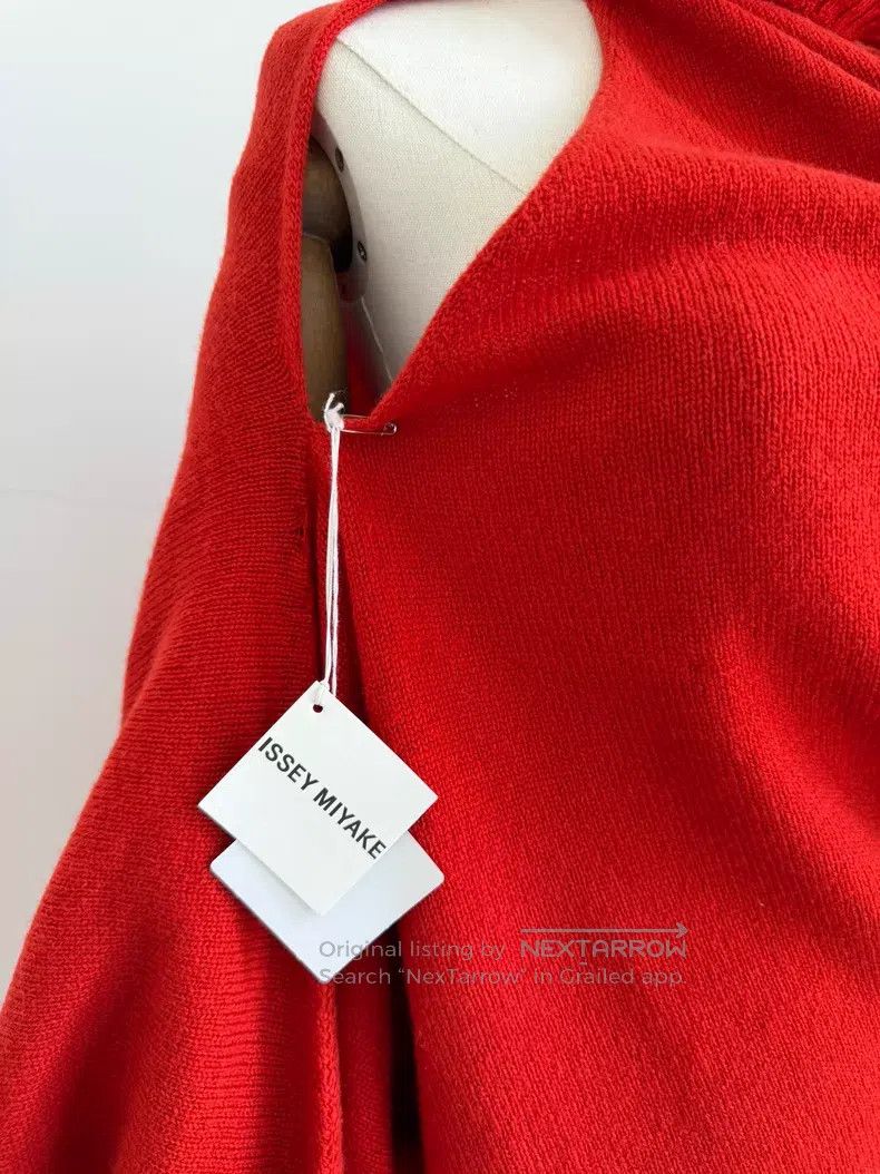 Issey Miyake Issey Miyake Red Long Sleeve Size M / US 6-8 / IT 42-44 - 8 Thumbnail