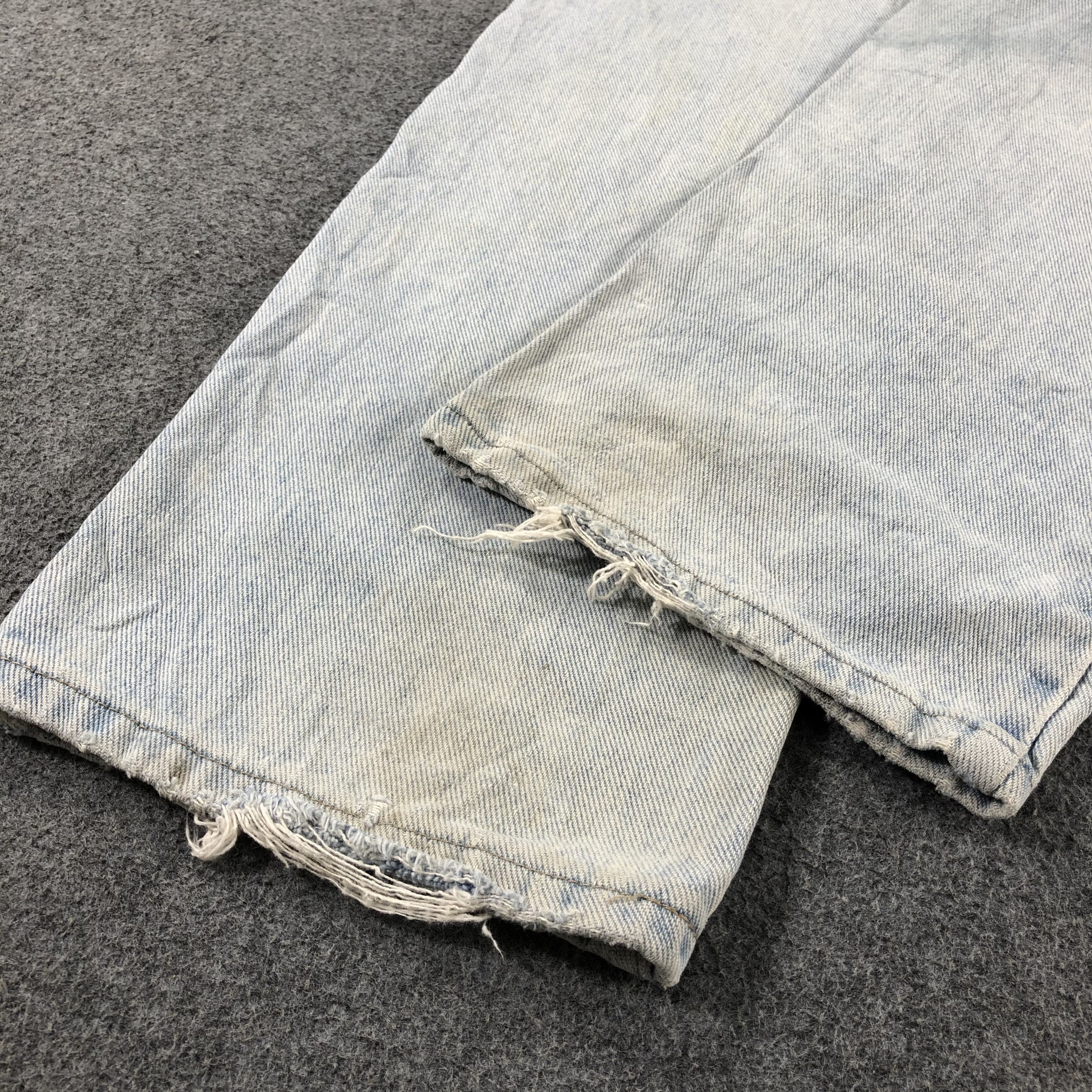 Lee Vintage Light Wash Lee Jeans-J2346 Size US 33 - 6 Thumbnail