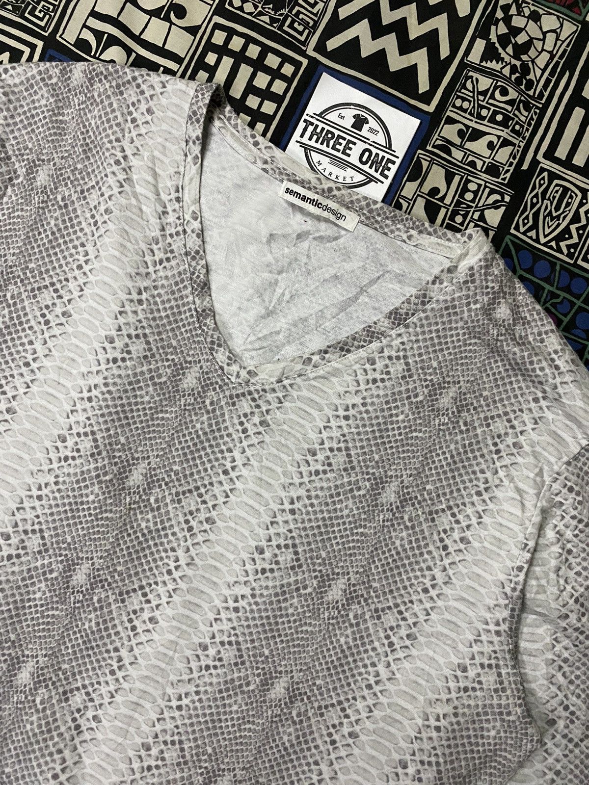 semanticdesign Semantic design snake skin longsleeve Size US L / EU 52-54 / 3 - 2 Thumbnail