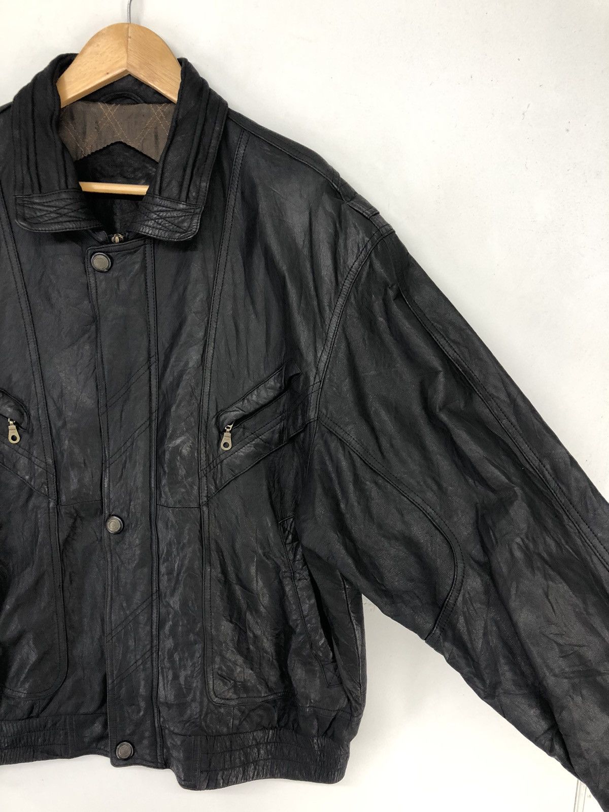 Genuine Leather Vintage C&A San Diego Cowhide Leather Bomber Jacket Size US L / EU 52-54 / 3 - 10 Thumbnail