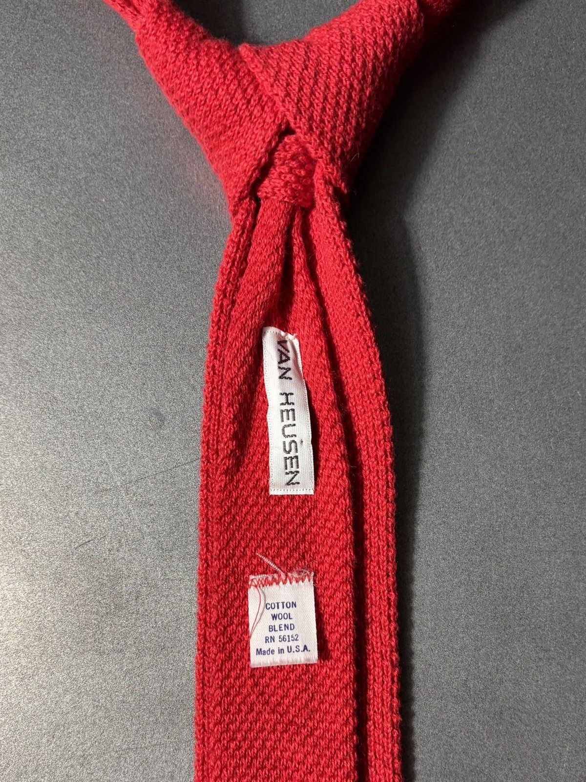 Van Heusen Vintage Knit Tie Vintage Van Heusen Necktie USA Pre-Tied Size ONE SIZE - 3 Thumbnail