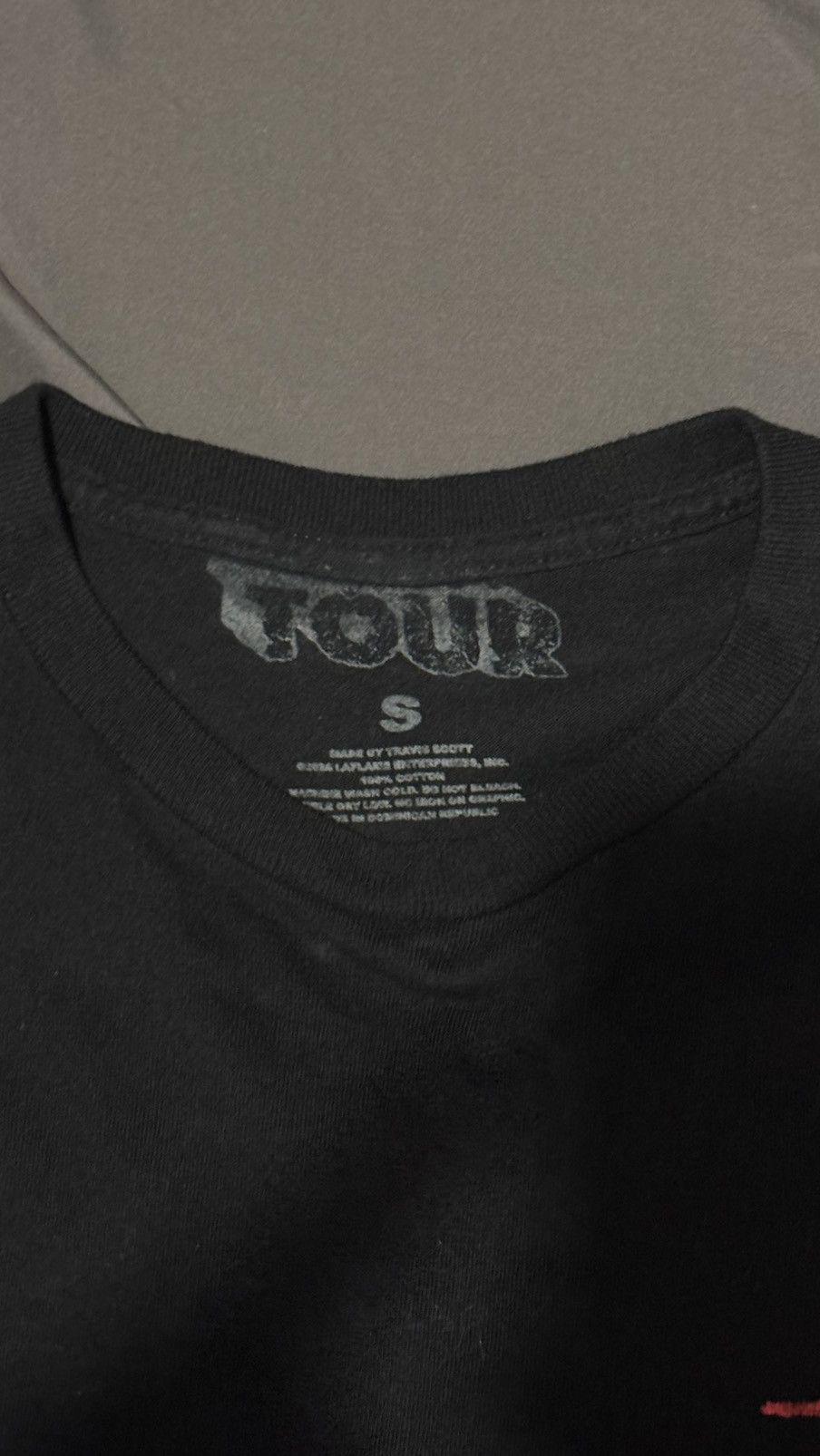 Travis Scott Travis scott rare staff tee london Size US S / EU 44-46 / 1 - 3 Thumbnail