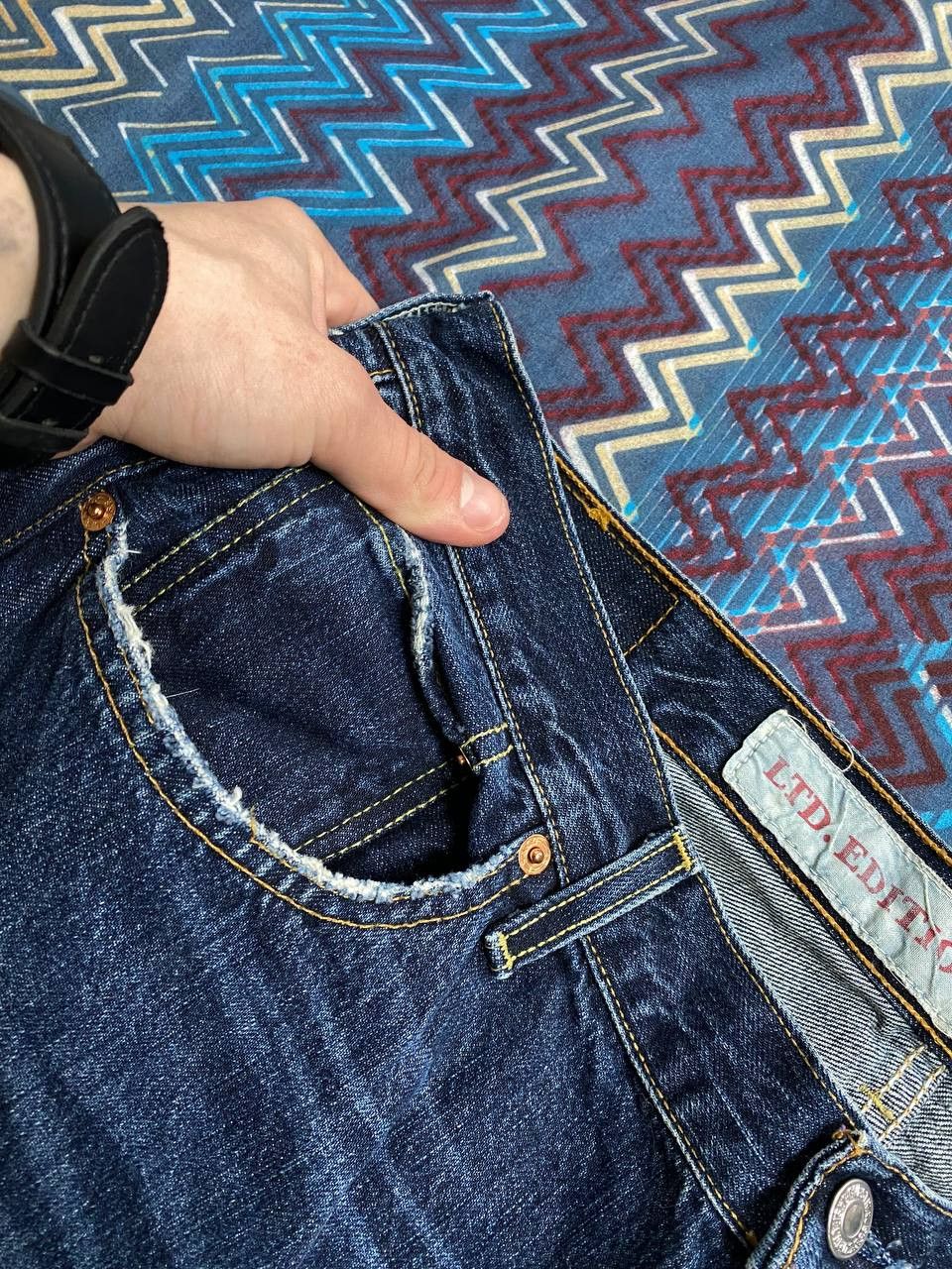 Levi's × Vintage Faded Light Wash Levi's 501 Denim Jeans Size US 38 / EU 54 - 21 Thumbnail