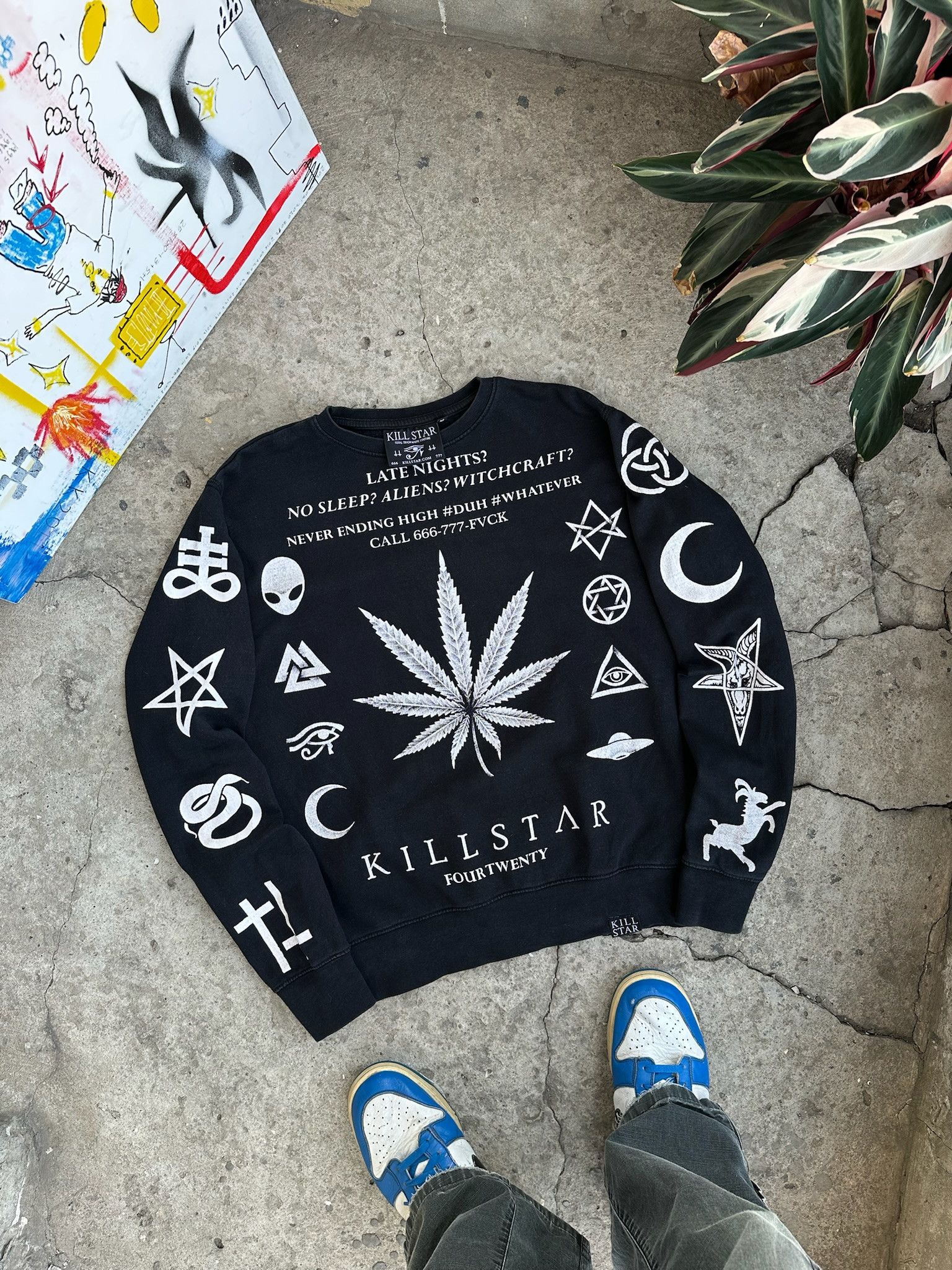 Killstar Killstar 666 alien weed overprinted sweatshirt marijuana Size US M / EU 48-50 / 2 - 1 Thumbnail
