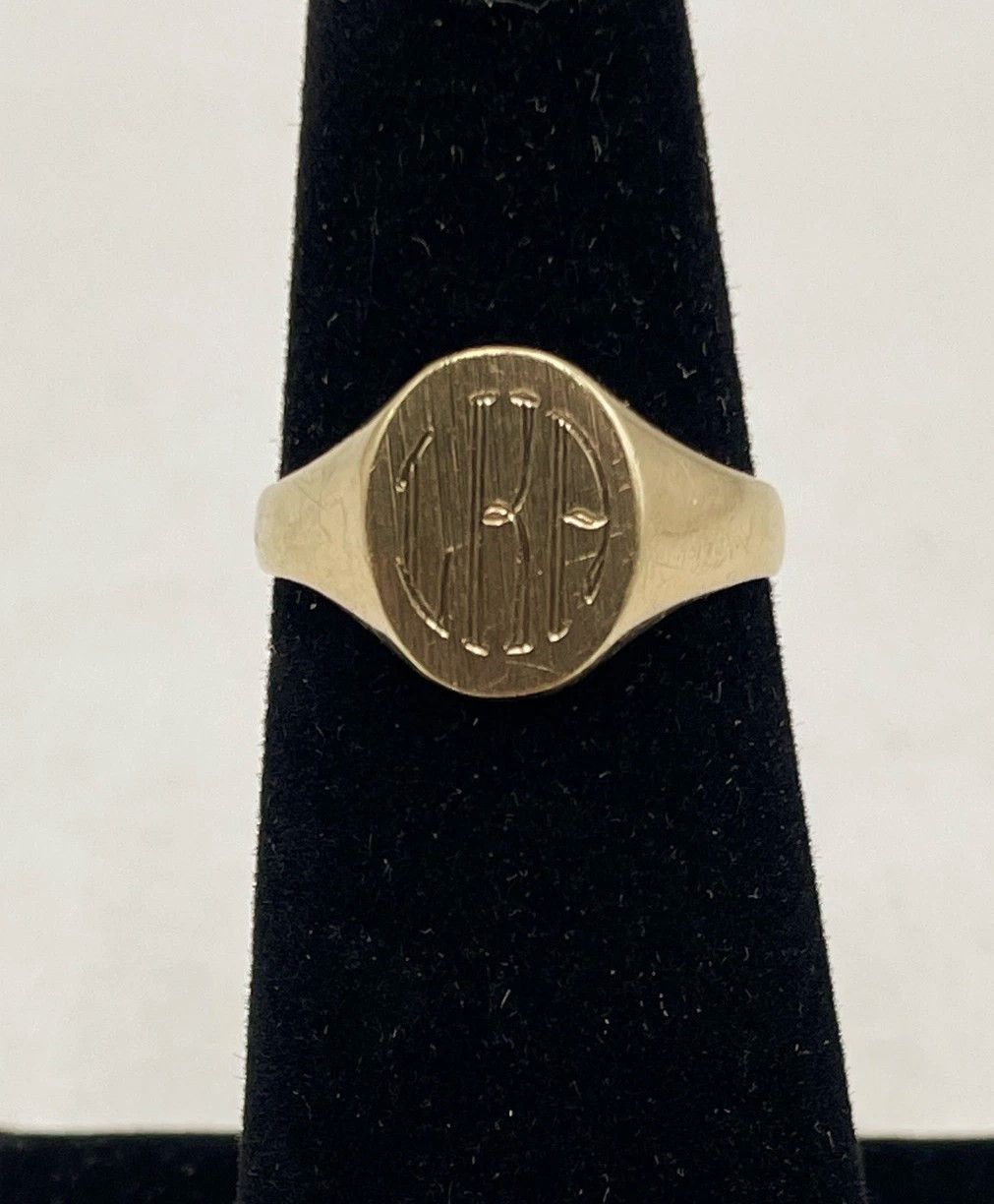 Vintage Vintage Gold Signet Ring 5.5 10k Oval Size ONE SIZE - 1 Thumbnail