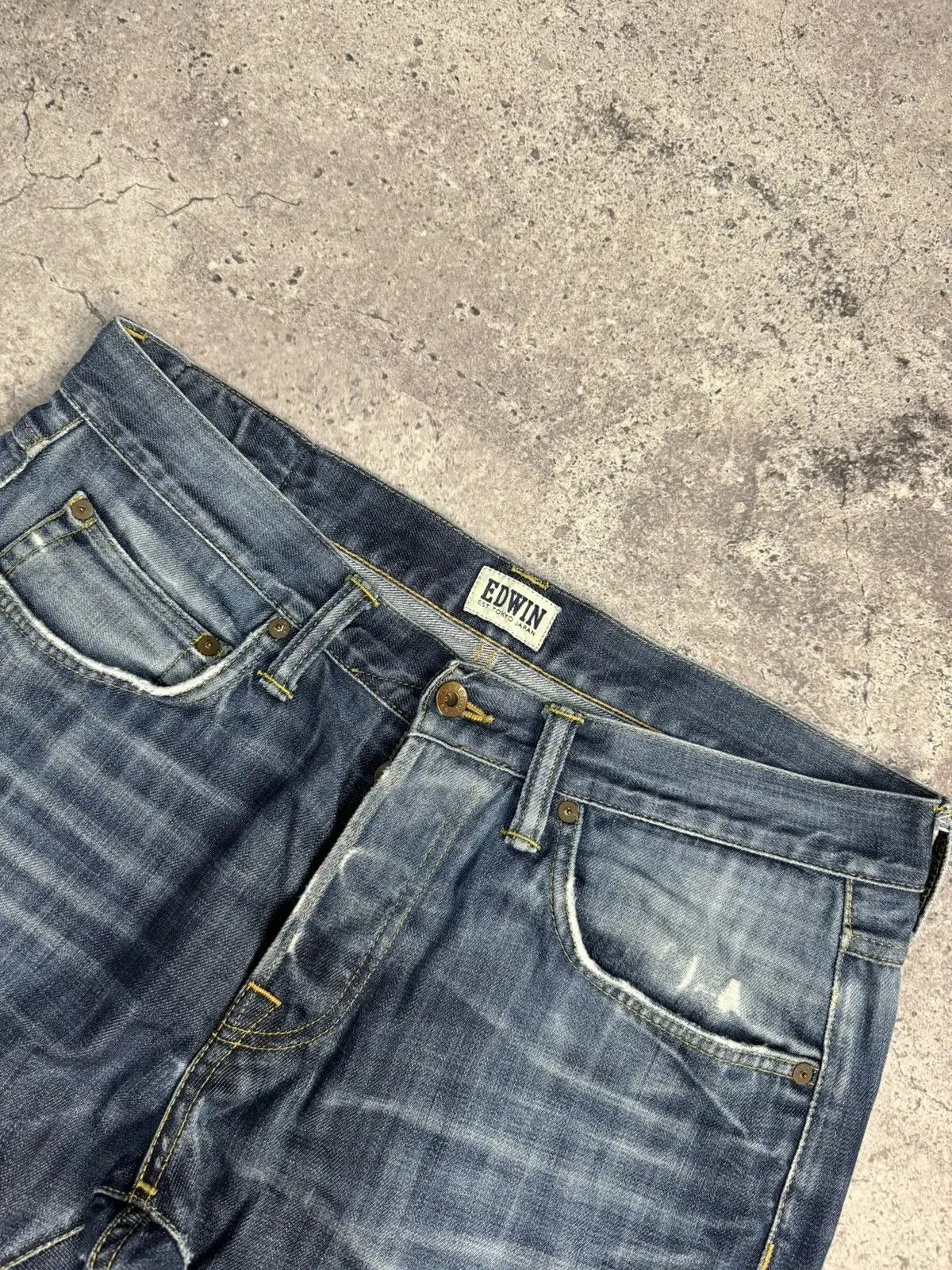 Edwin × Japanese Brand Vintage Edwin Light Wash Faded Denim Jeans Pants Japan W34 Size US 34 / EU 50 - 5 Thumbnail