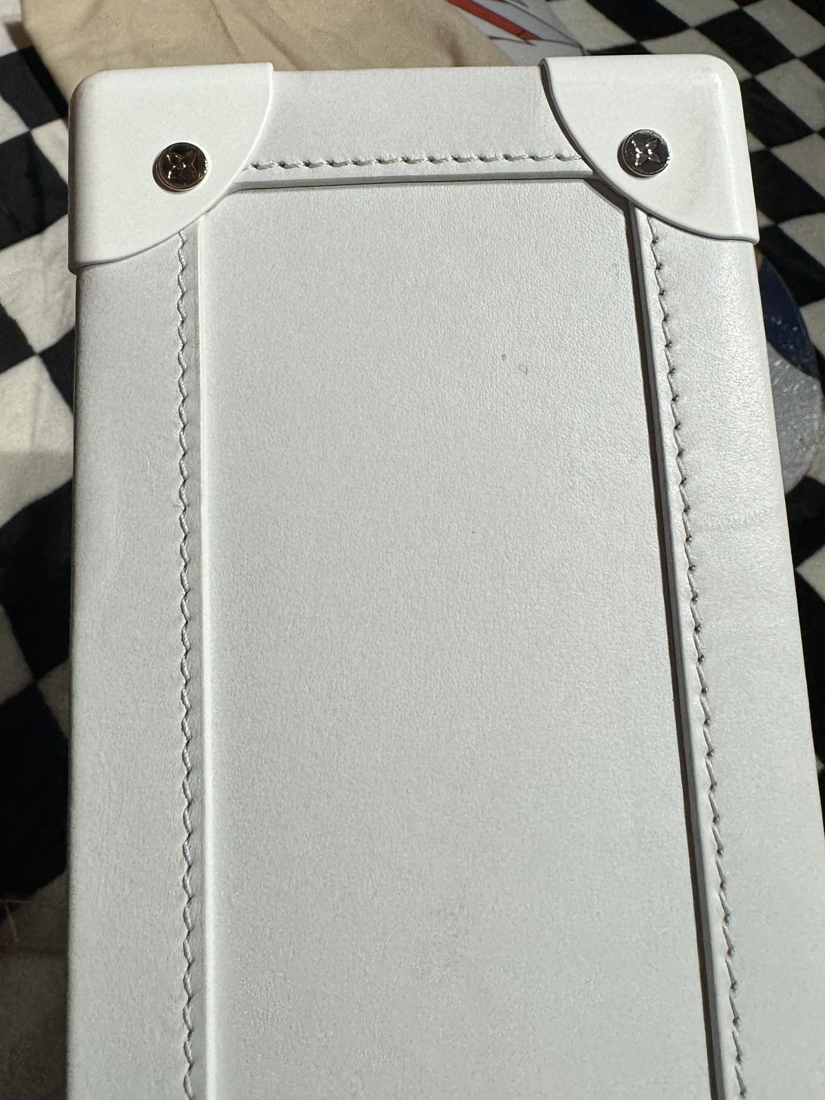 Louis Vuitton SS19 TRANSLUCENT EPI TRUNK BAG MESSENGER CROSSBODY Size ONE SIZE - 9 Thumbnail