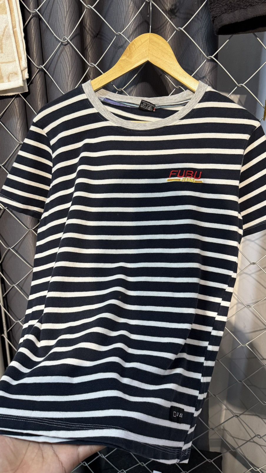 Fubu FUBU JEANS STRIPE TSHIRT LARGE Size US L / EU 52-54 / 3 - 2 Thumbnail