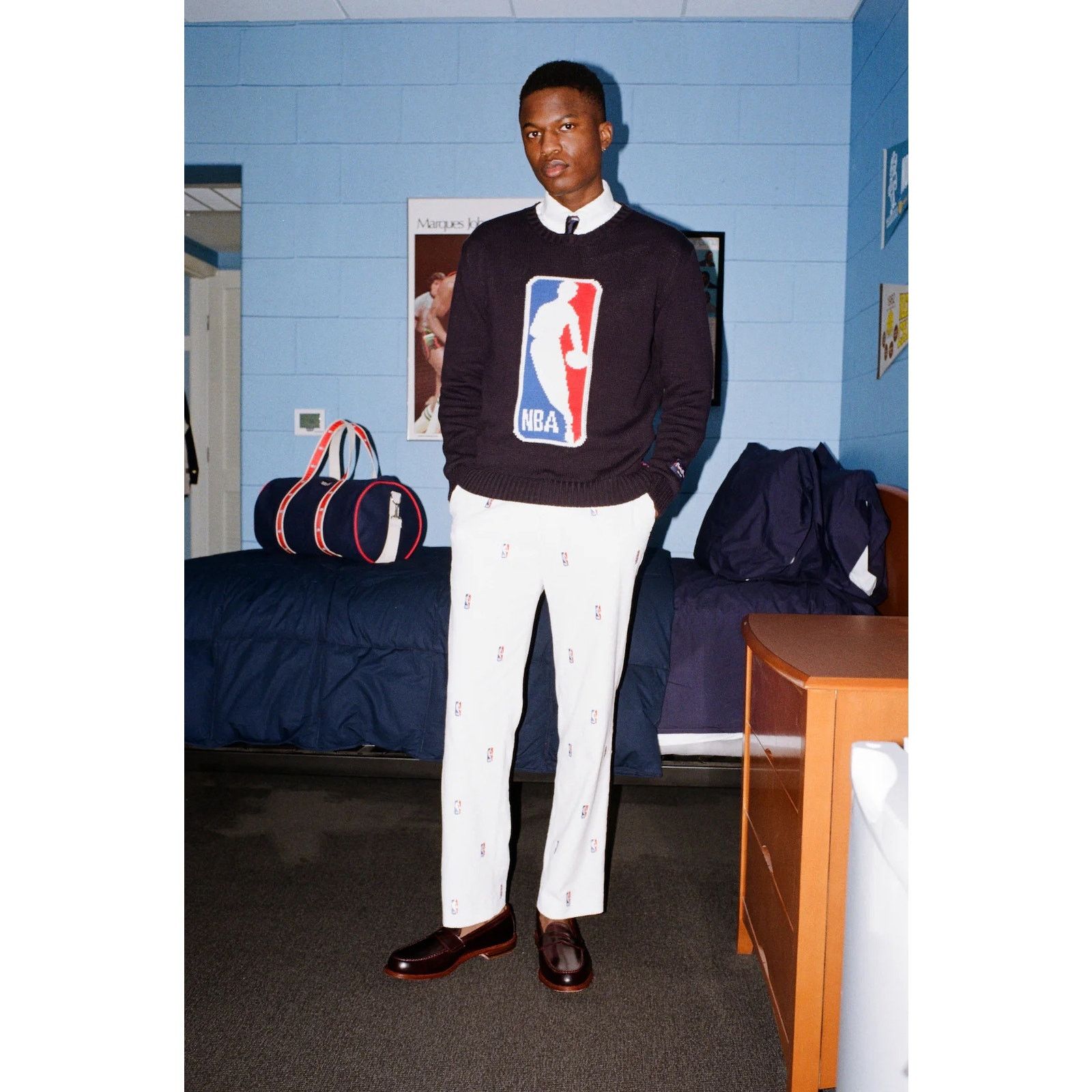 Rowing Blazers Rowing Blazers x NBA Navy Blue Graphic Print Pullover Sz M Size US M / EU 48-50 / 2 - 9 Thumbnail