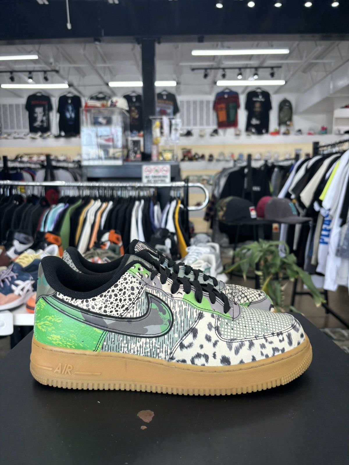 Nike Nike Air Force 1 City of Dreams Sz. 10 (2020) Size US 10 / EU 43 - 6 Thumbnail