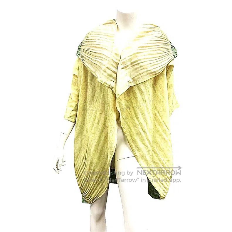 Issey Miyake Issey Miyake Yellow Coat Size M / US 6-8 / IT 42-44 - 1 Thumbnail