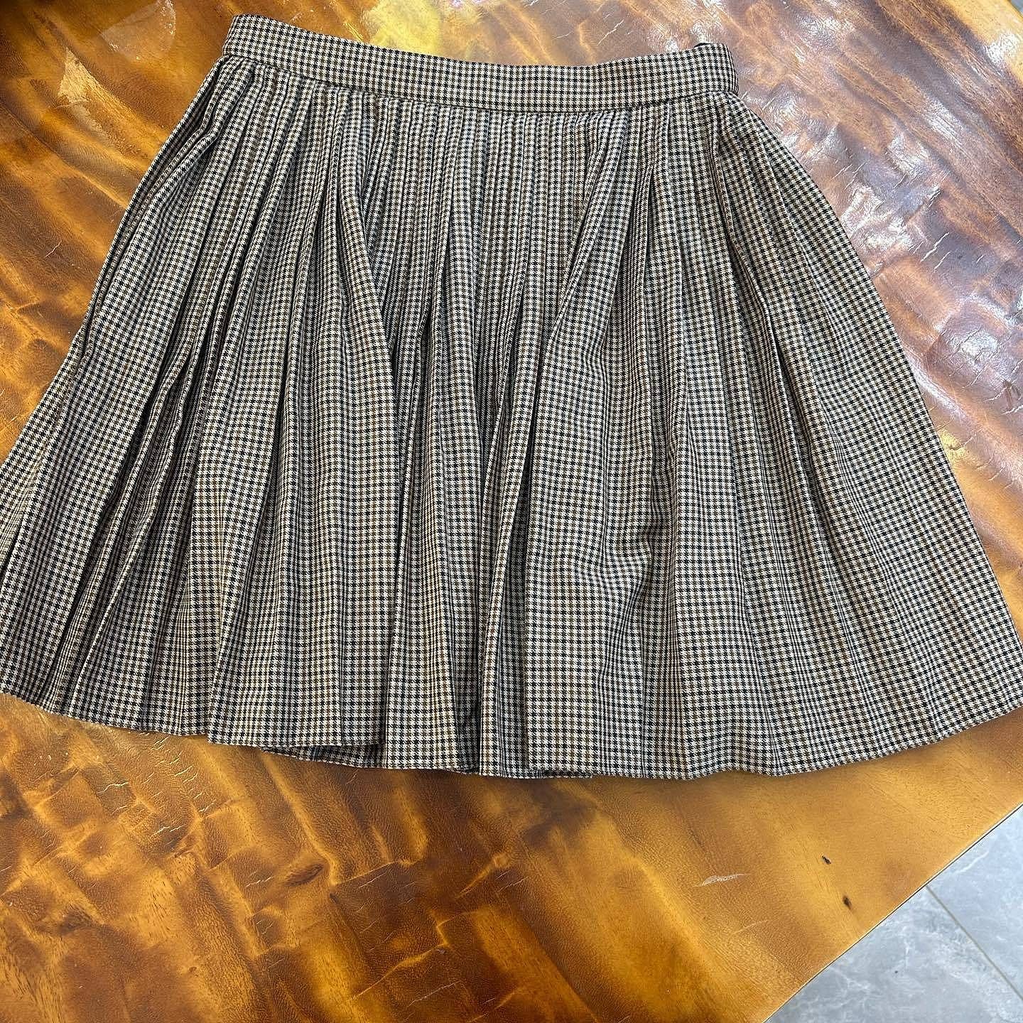 Celine Celine Houndstooth Pleated Mini Skirt Size 38 Size 27" / US 4 / IT 40 - 1 Thumbnail