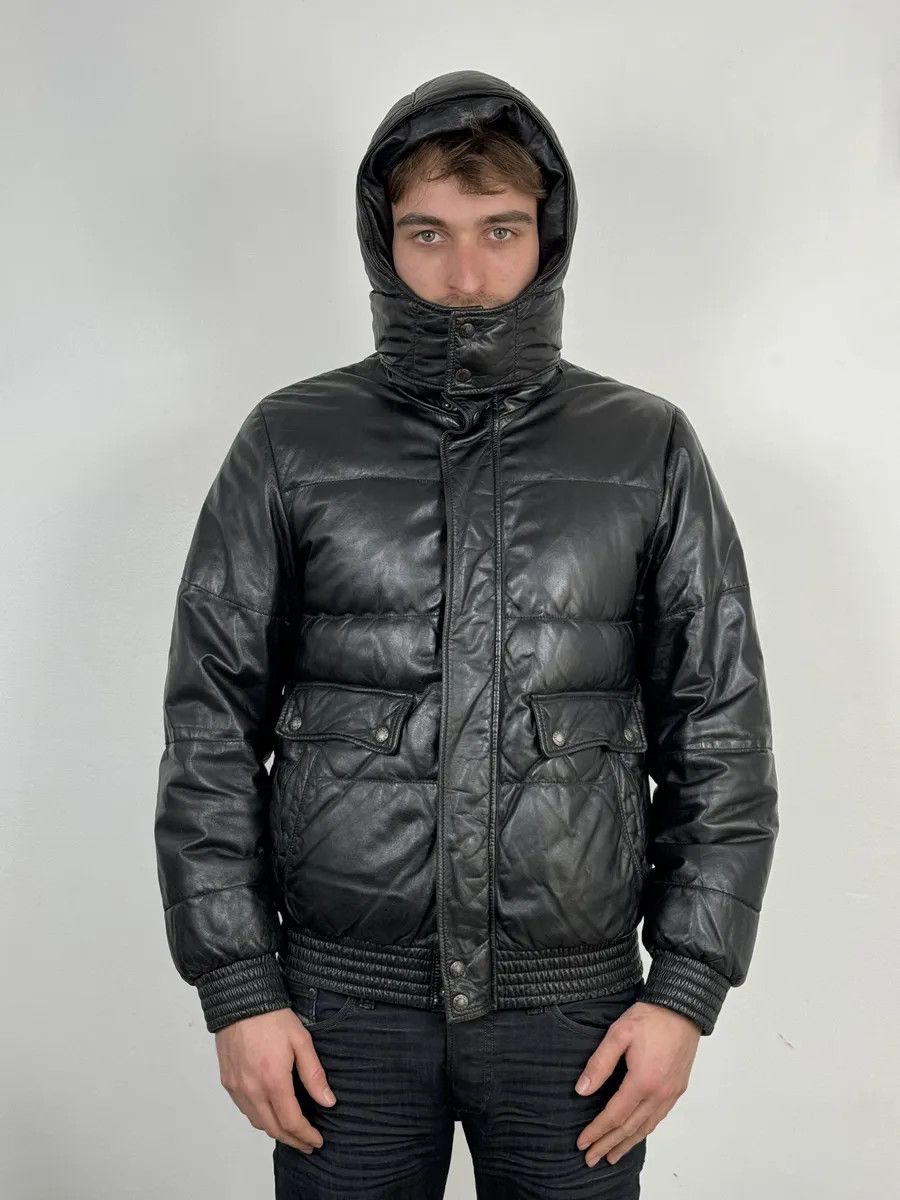 Prada 2000s Prada Hooded Black Leather Bomber Puffer Jacket Size US M / EU 48-50 / 2 - 3 Thumbnail