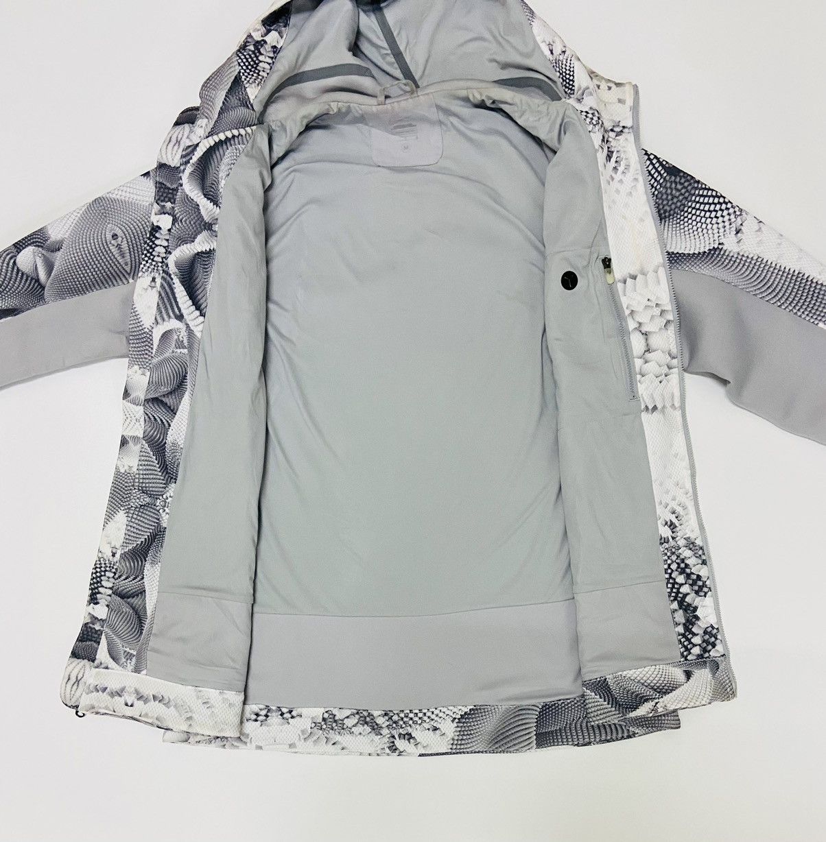 Nike NIKE KOBE BRYANT MAMBULA HYPERMESH JACKET Size US M / EU 48-50 / 2 - 12 Thumbnail