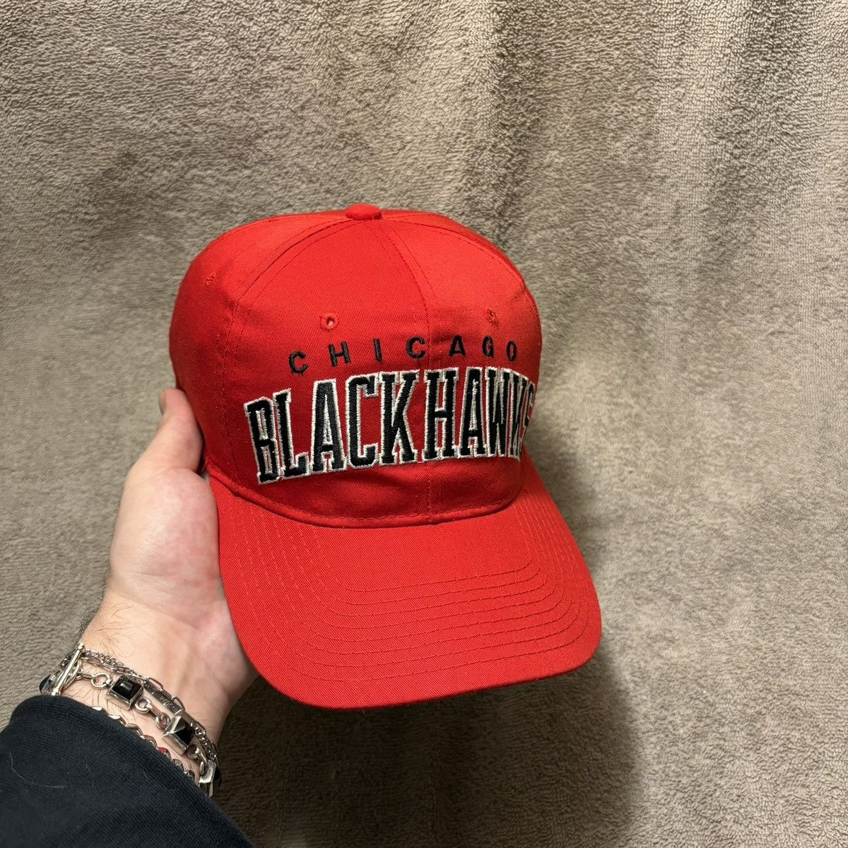 Starter Vintage 90s Chicago Blackhawks Starter Snapback Hat NHL Red Size ONE SIZE - 1 Thumbnail